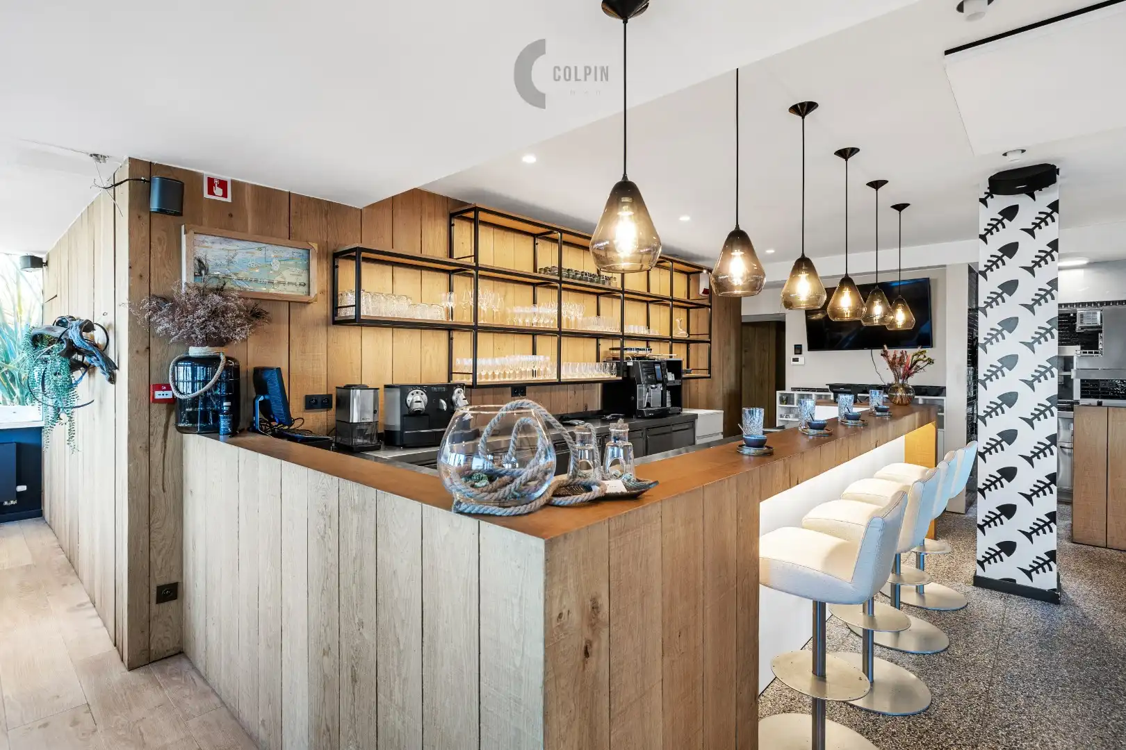 Uniek handelspand op de Zeedijk van Zeebrugge met zeezicht foto 11