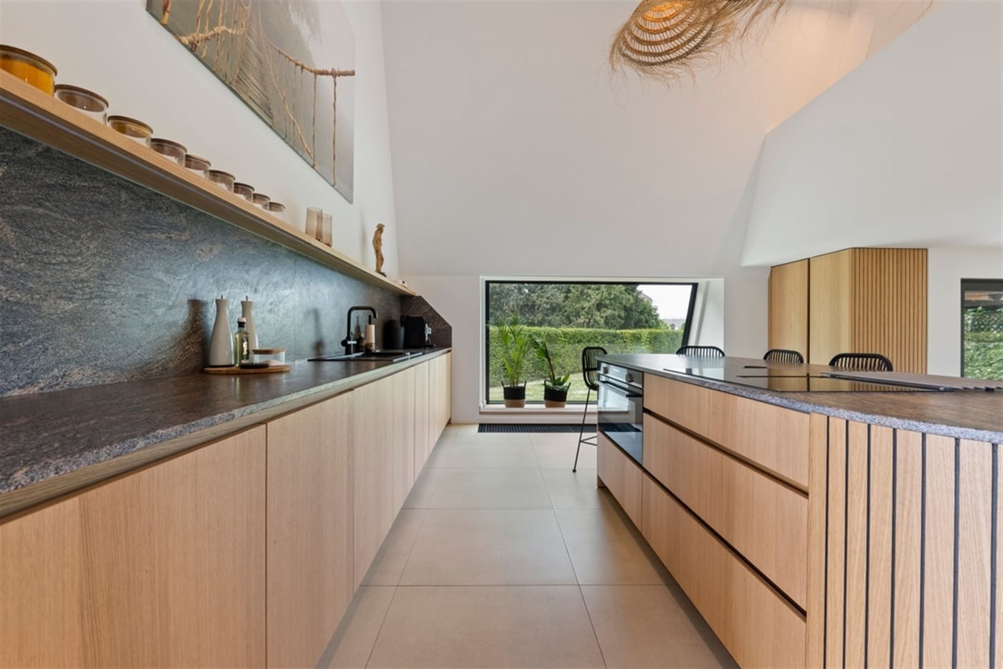 UNIEKE DESIGNWONING MET MODERNE AFWERKING EN STIJVOLLE ARCHITECTUUR foto 21