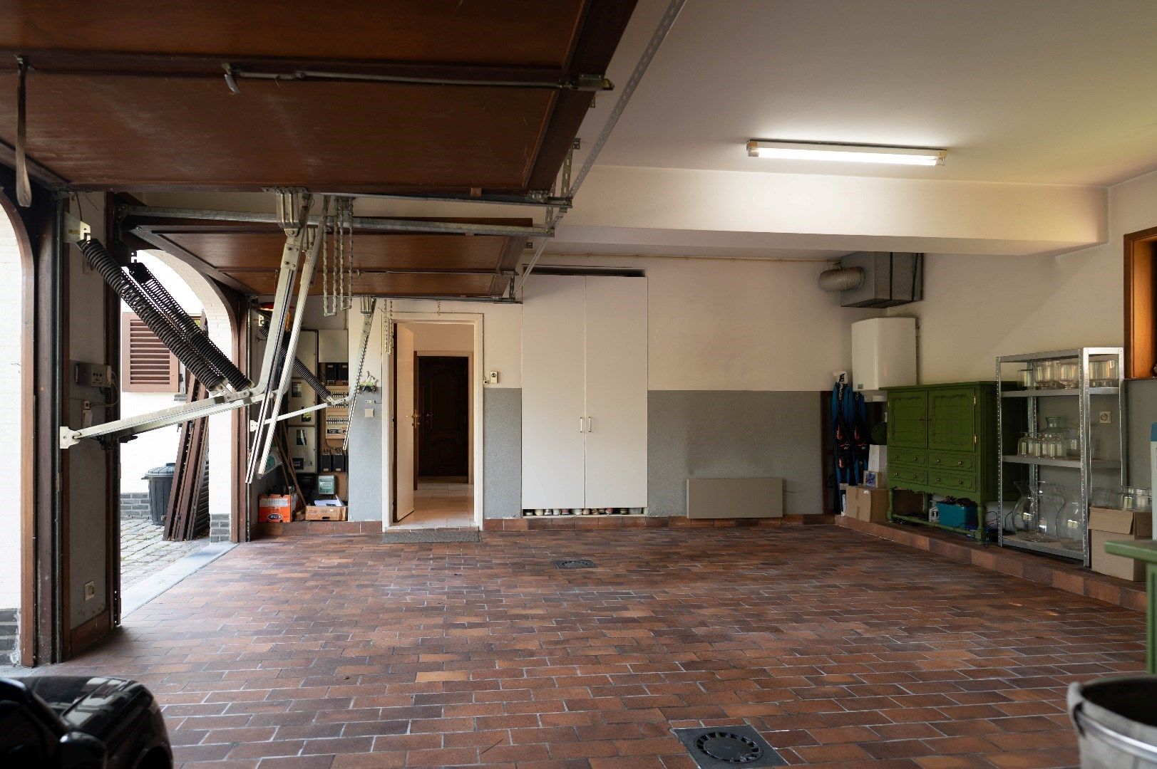 Prachtig landhuis met grote tuin en garage in Sint-Martens-Latem foto 26