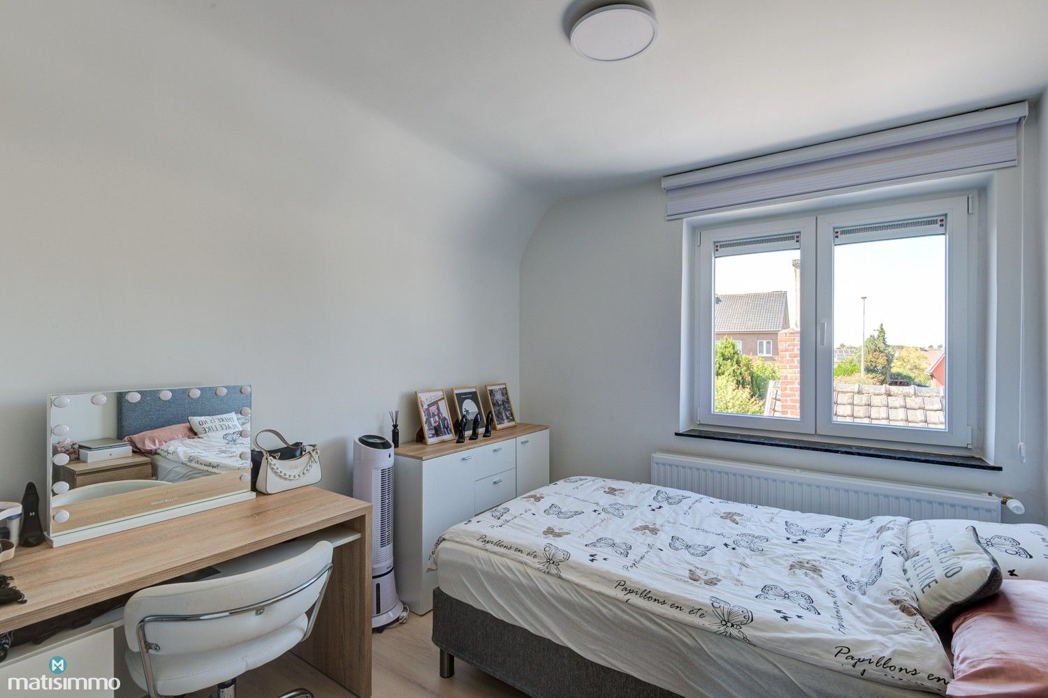 GERENOVEERDE INSTAPKLARE WONING MET 3 SLAAPKAMERS OP ENKELE MINUTEN RIJDEN VAN HET CENTRUM VAN TONGEREN foto 23