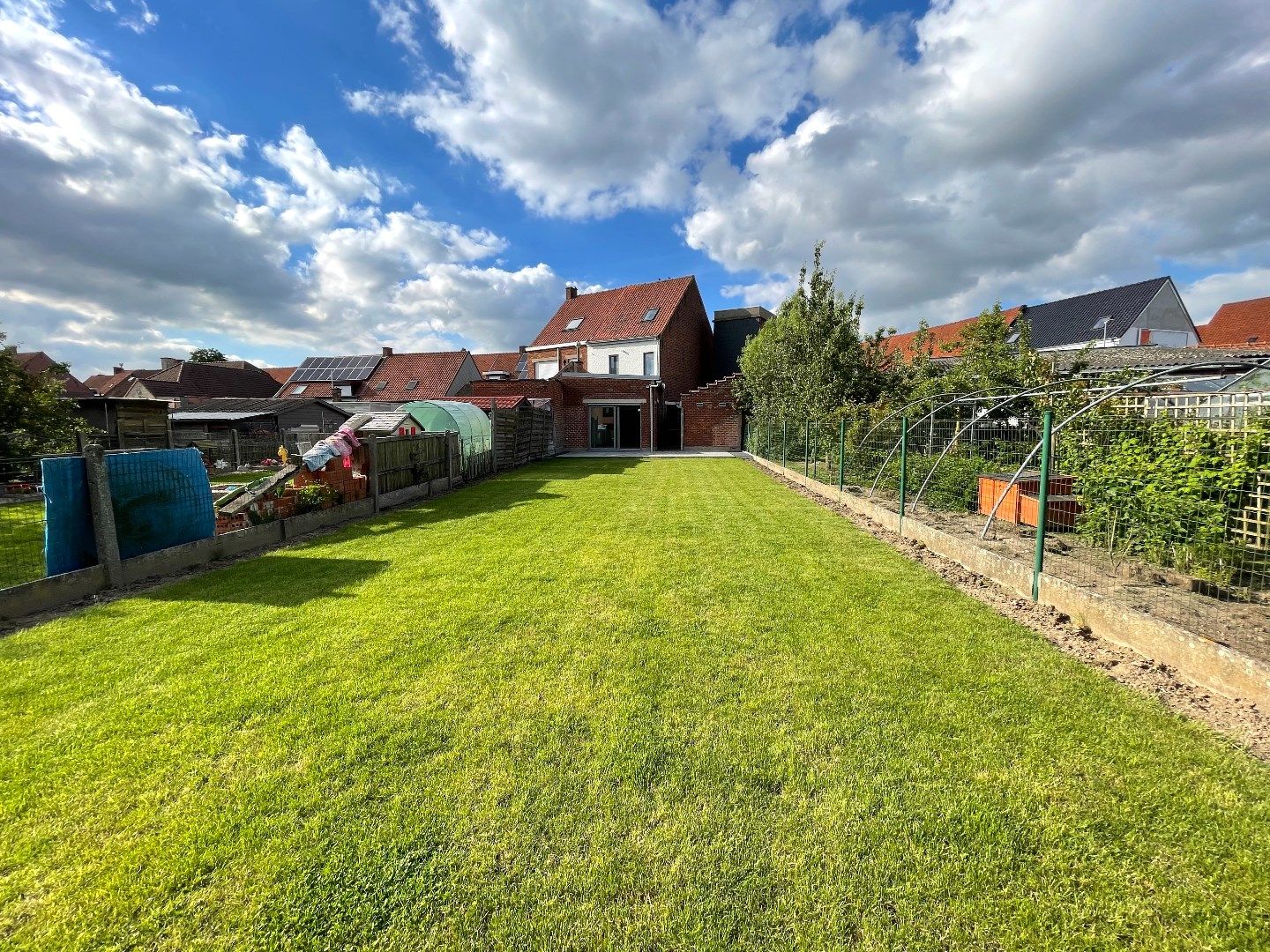 Prachtige, gerenoveerde woning met 3 slaapkamers en grote tuin! foto 20