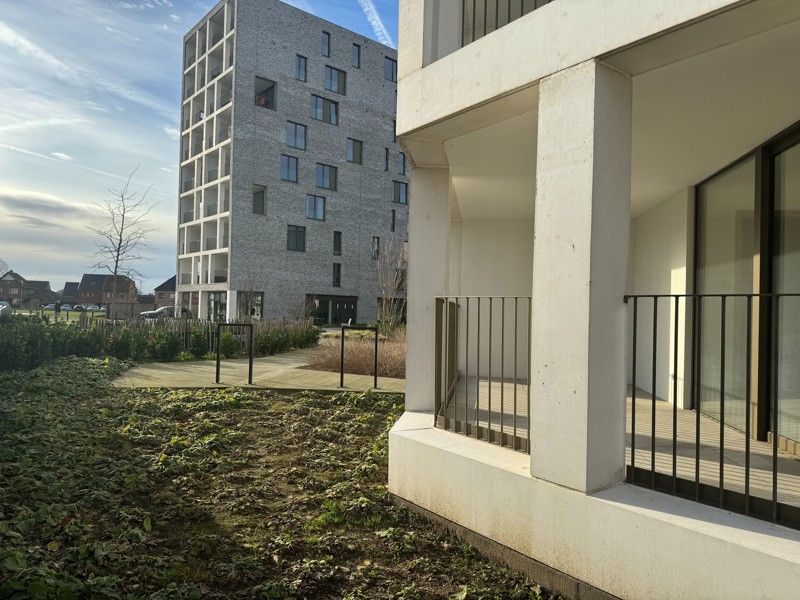 Gelijkvloers appartement met 2 slaapkamers  en een mooi terras. foto 5