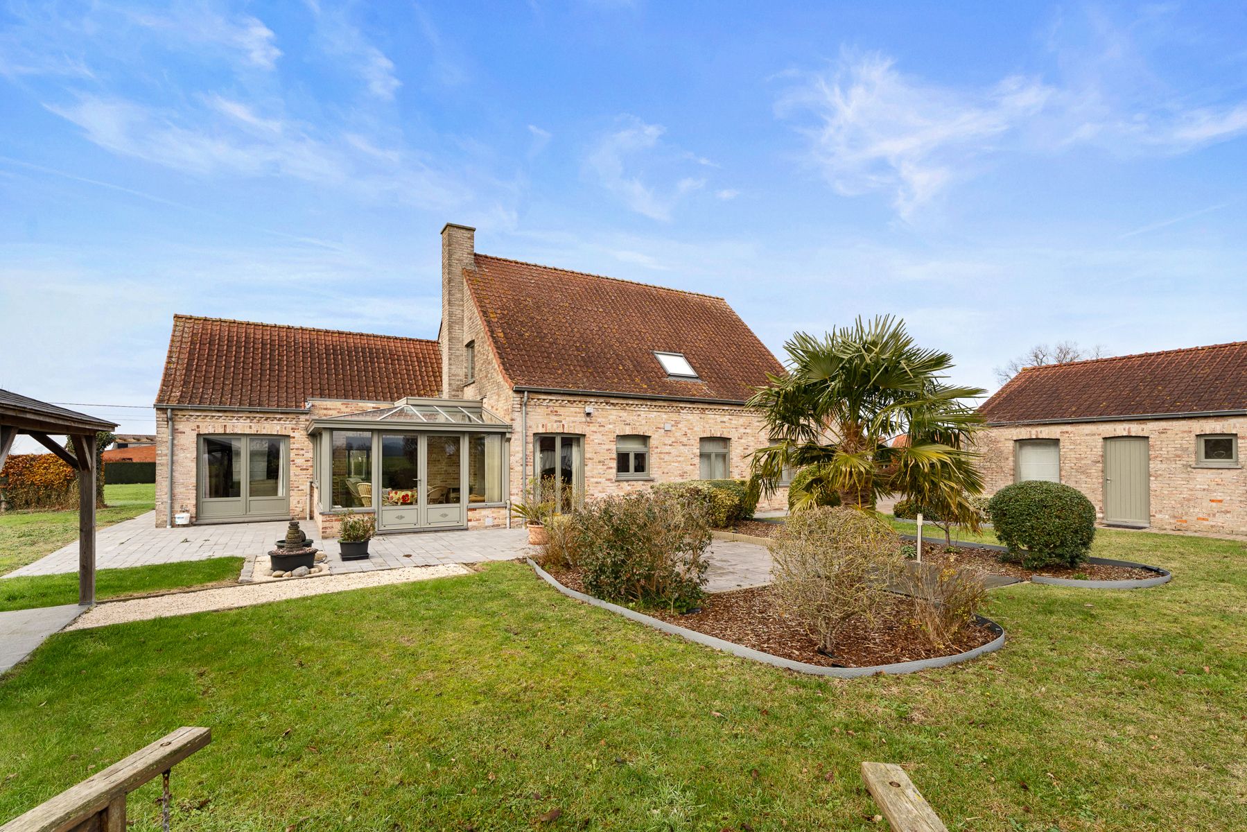 Unieke woning met een openzicht te Knesselare! foto 25