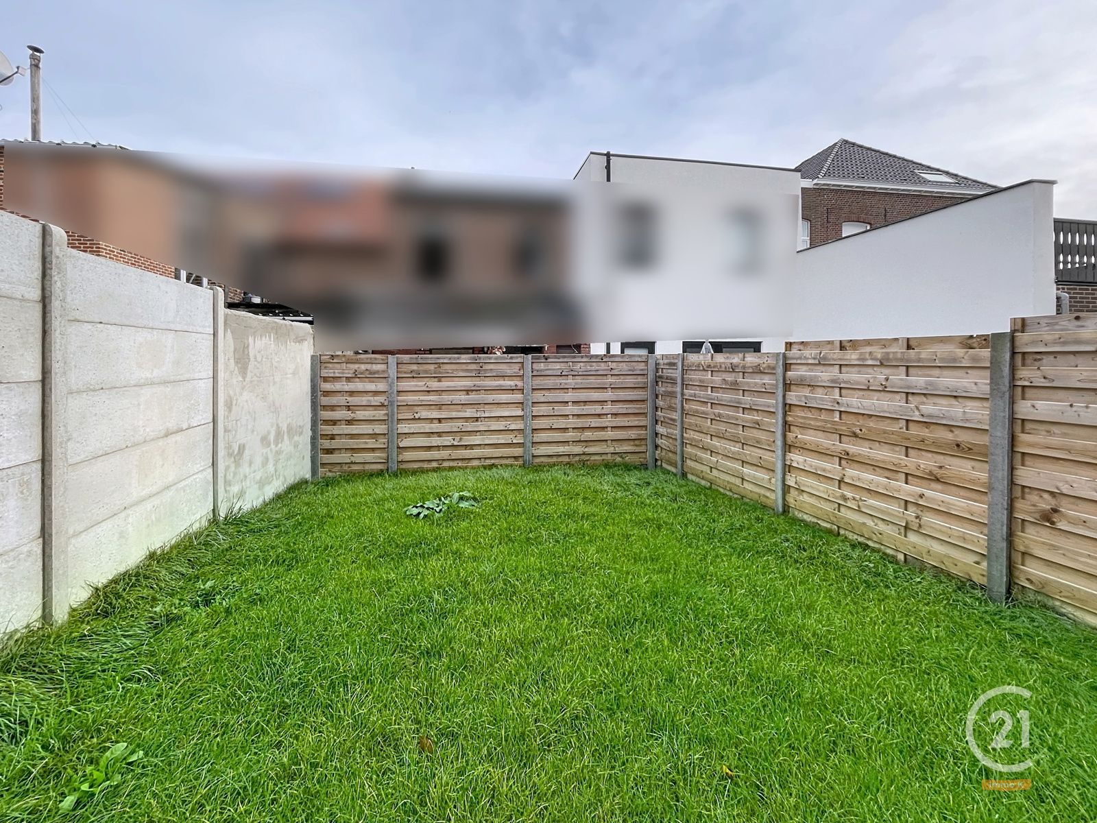 Nieuwbouw duplex met 4 slpks, terras, tuin en staanplaats foto 29