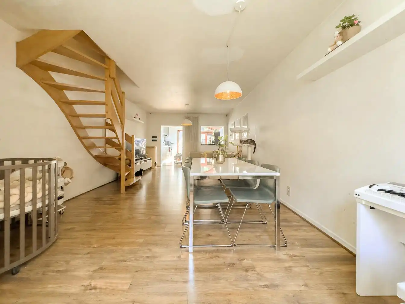 Karaktervol huis met 4 slaapkamers te koop in Brugge foto 3