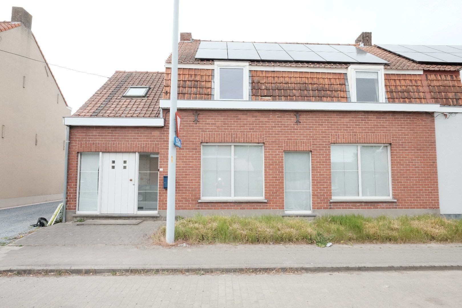 instapklare woning te huur  foto {{pictureIndex}}
