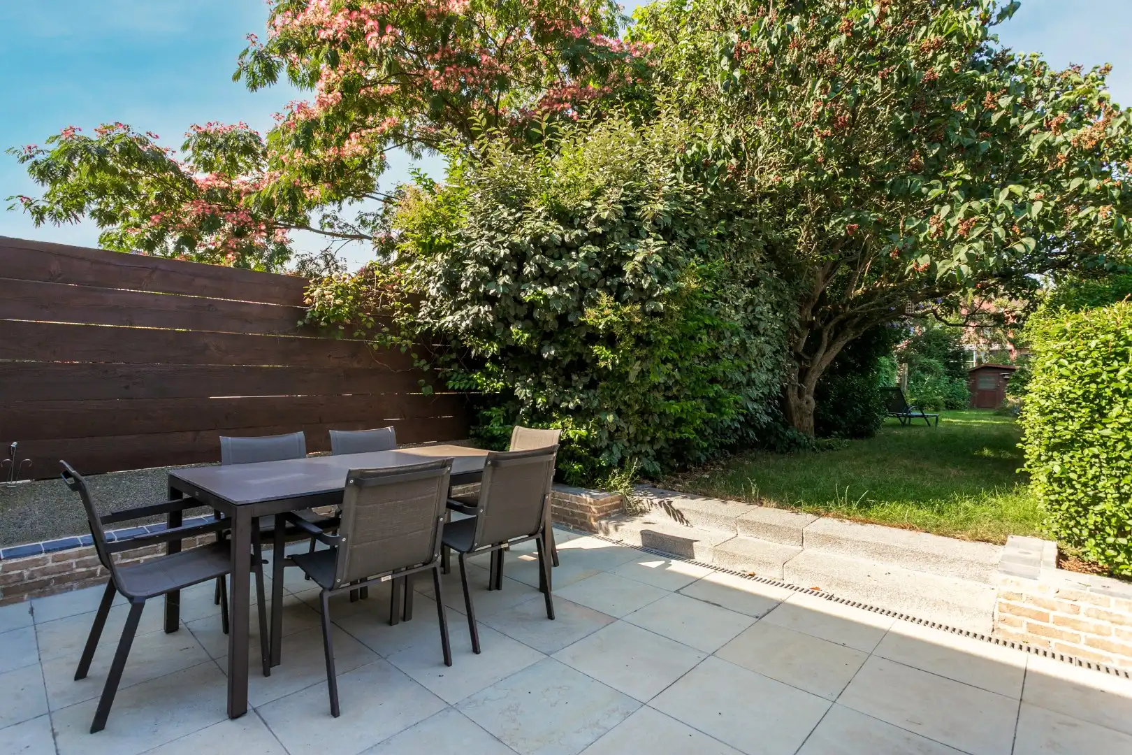 Instapklare woning met 3 slpk, oprit en tuin te Halle foto 11