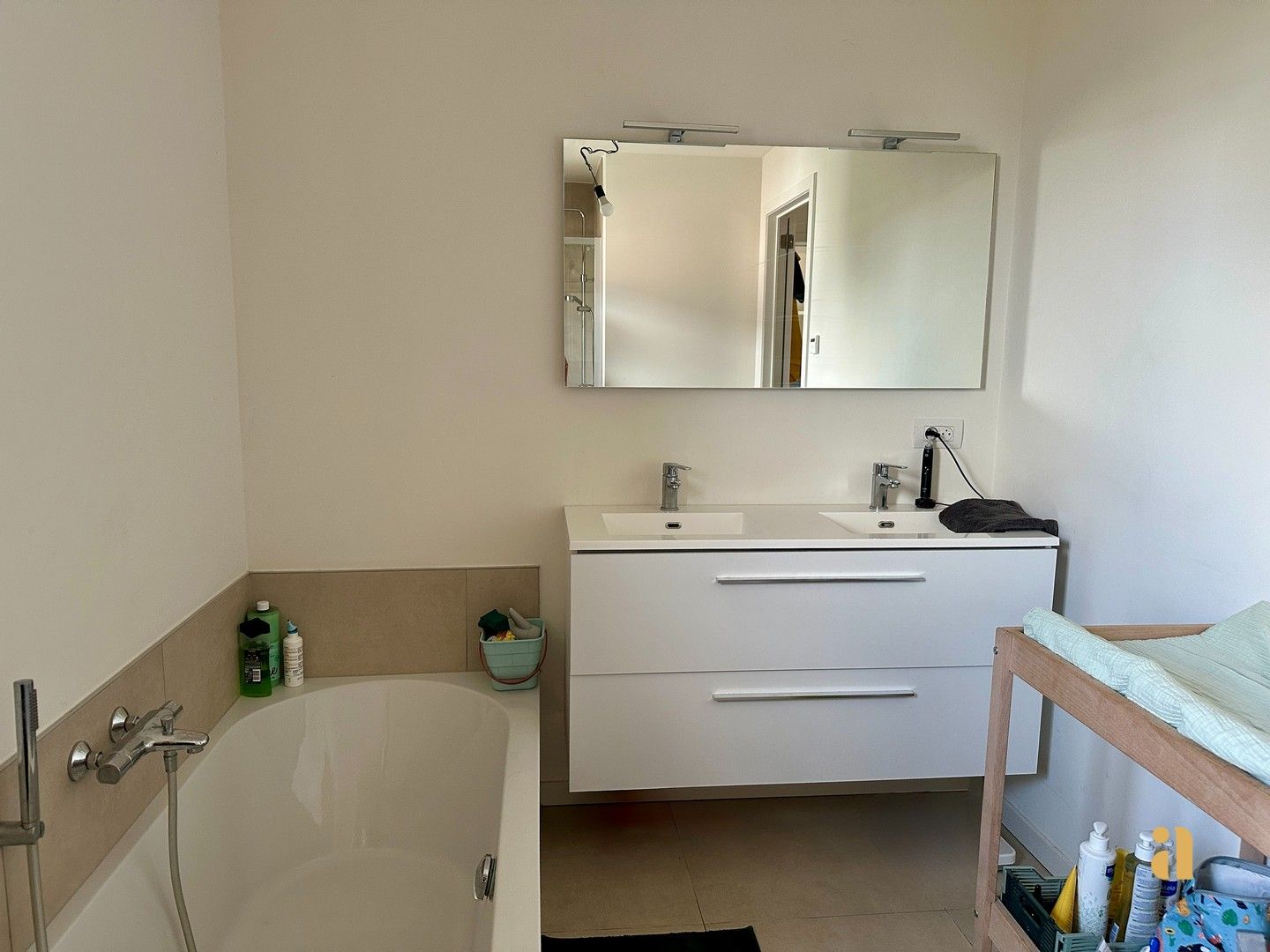 Moderne nieuwbouw waar licht en ruimte samenkomen foto 19