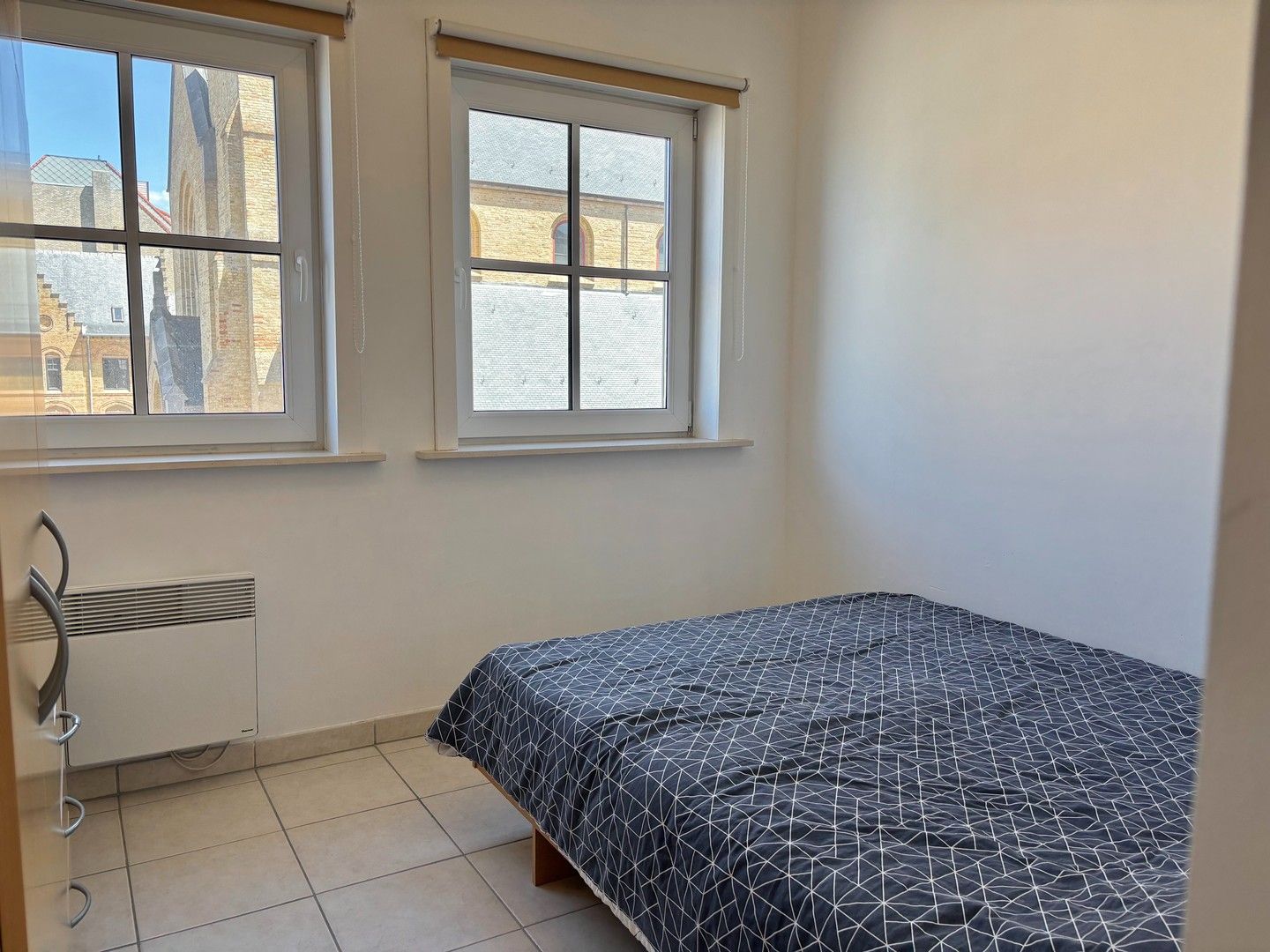 Te huur op jaarbasis:  Hoekappartement met 2 slaapkamers foto 6