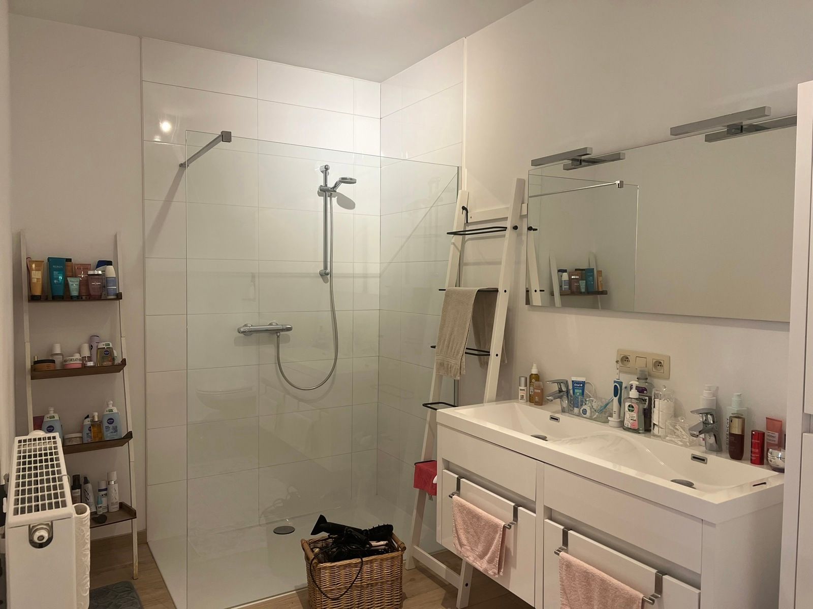 Gezellig, lichtrijk appartement te huur foto 7