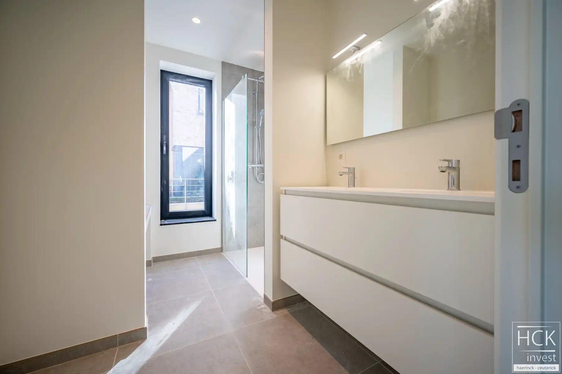 KRUISHOUTEM - Nieuwbouwappartement met high-end afwerking! foto 12
