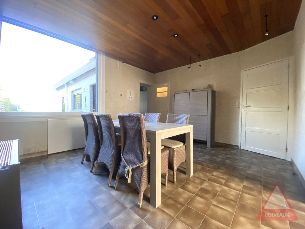 Zonnebeke - Woning met diepe tuin en dubbele garage in het centrum foto 5