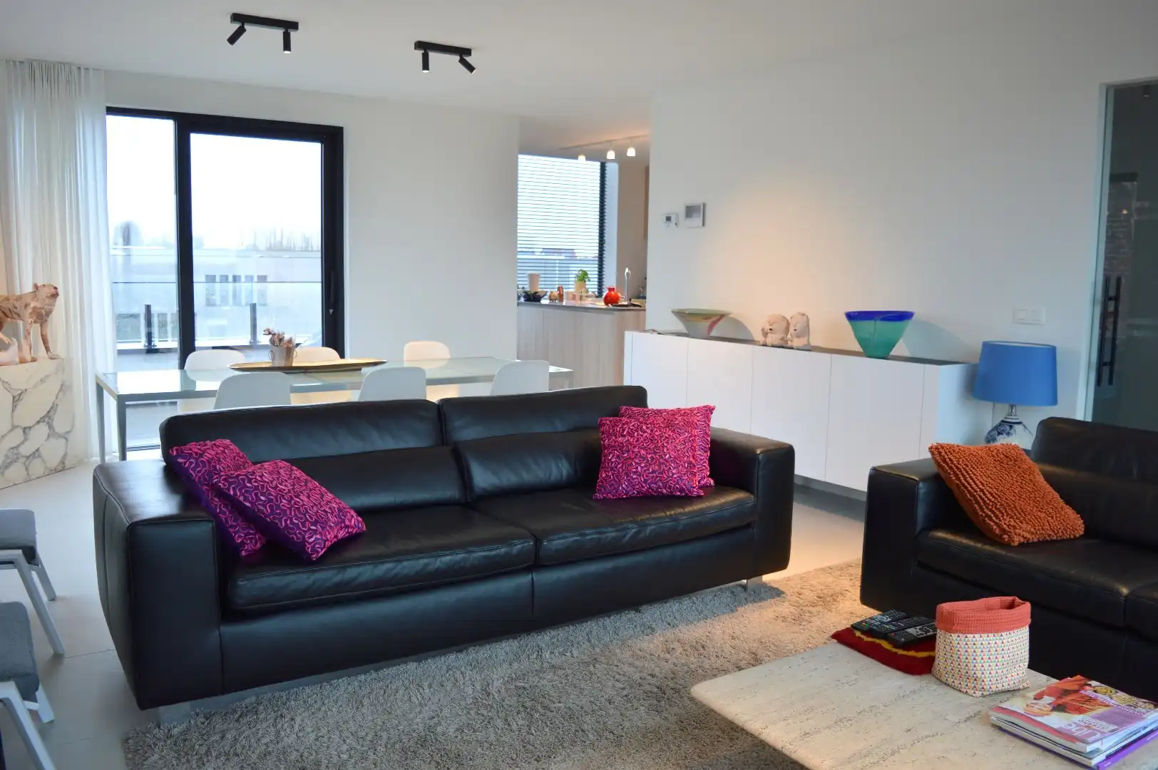 Appartement met 2 terrassen, garage en 2 slaapkamers in Lendelede foto 2