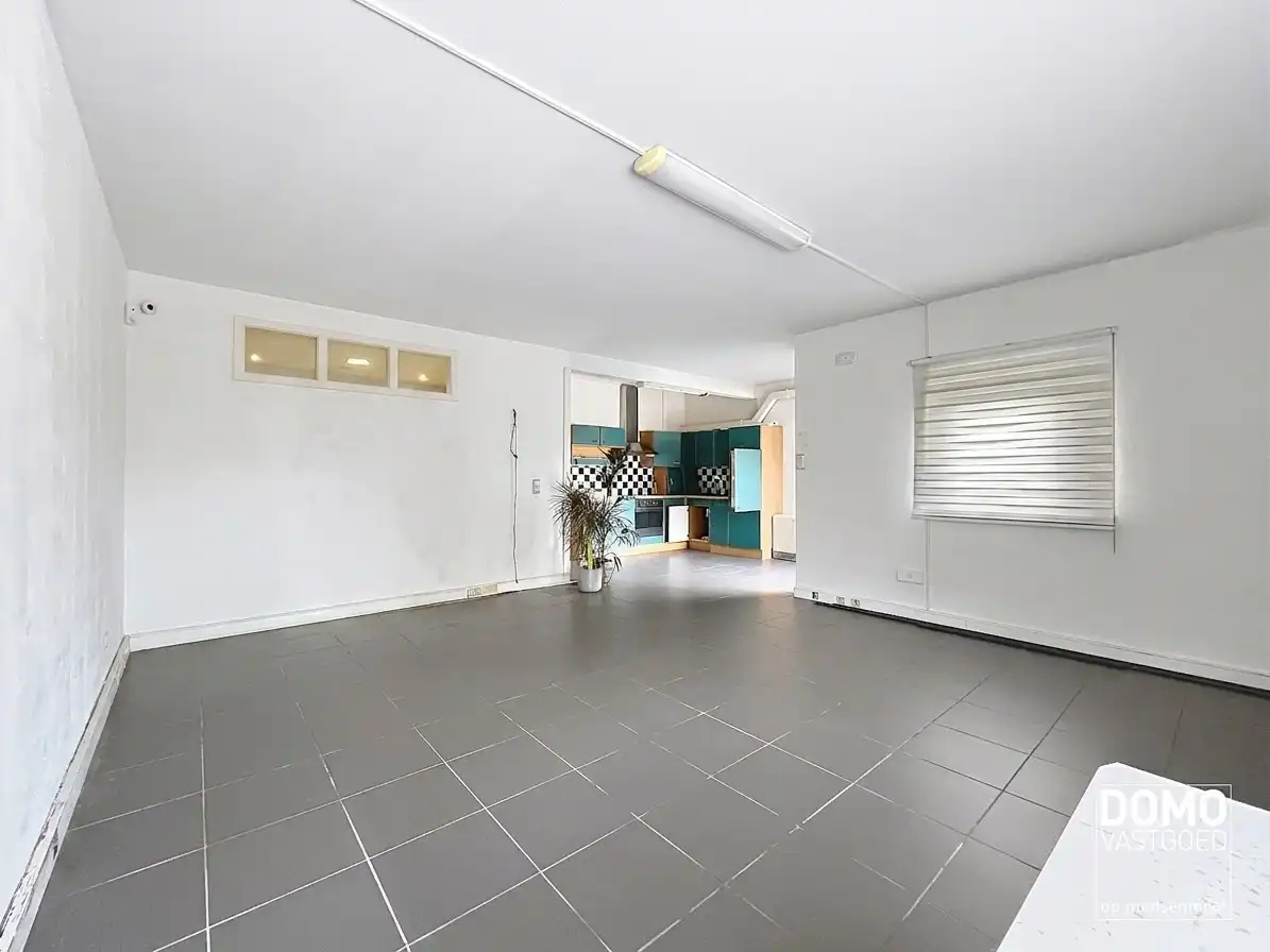 Kantoorruimte of ruimte voor vrij beroep op toplocatie in het centrum van Kermt foto 9