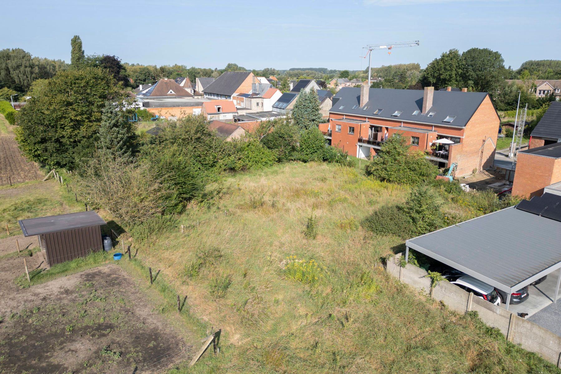 Grote, centraal gelegen bouwgrond foto 3