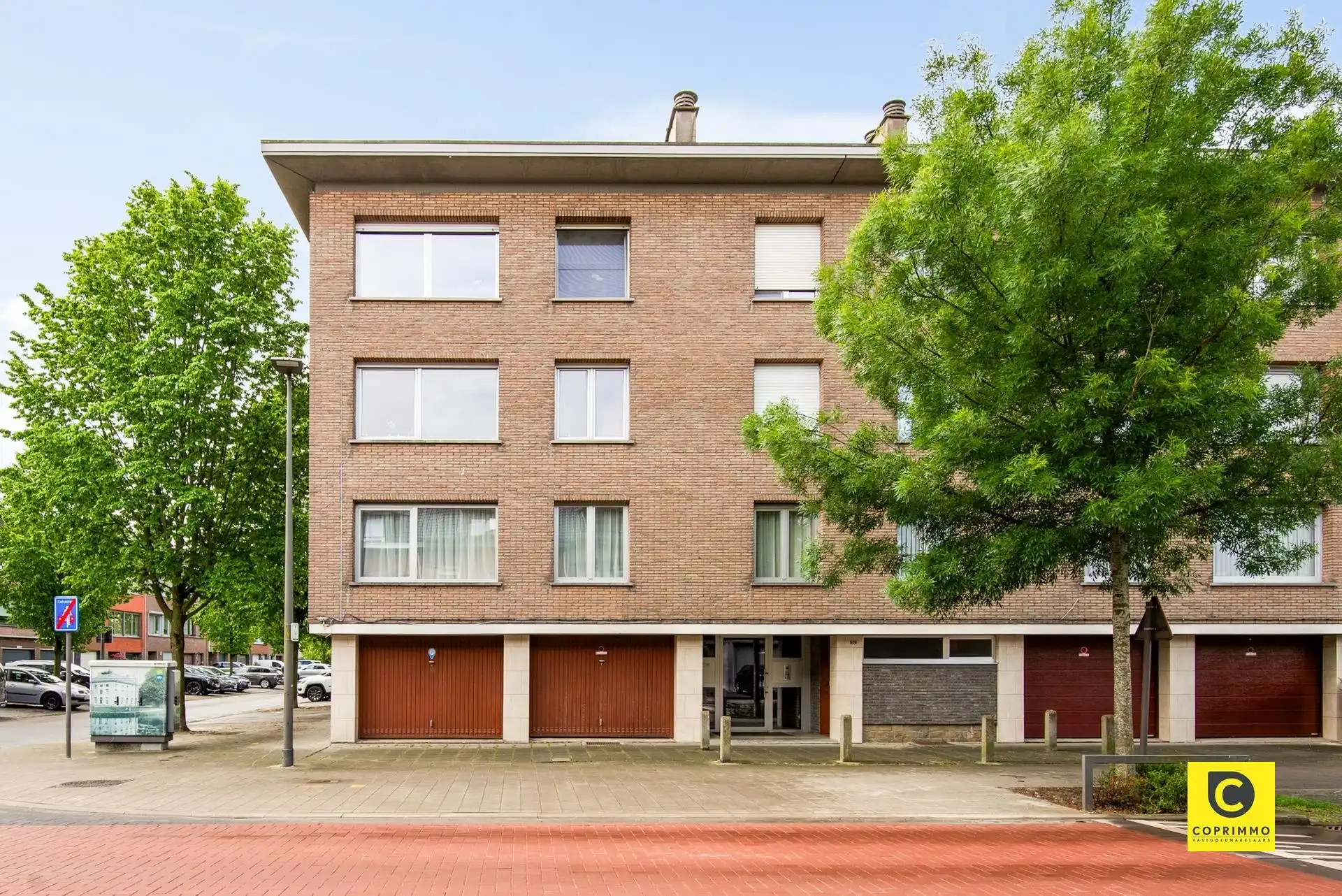 Gelijkvloers app.1 slk met tuin en garagebox foto 13