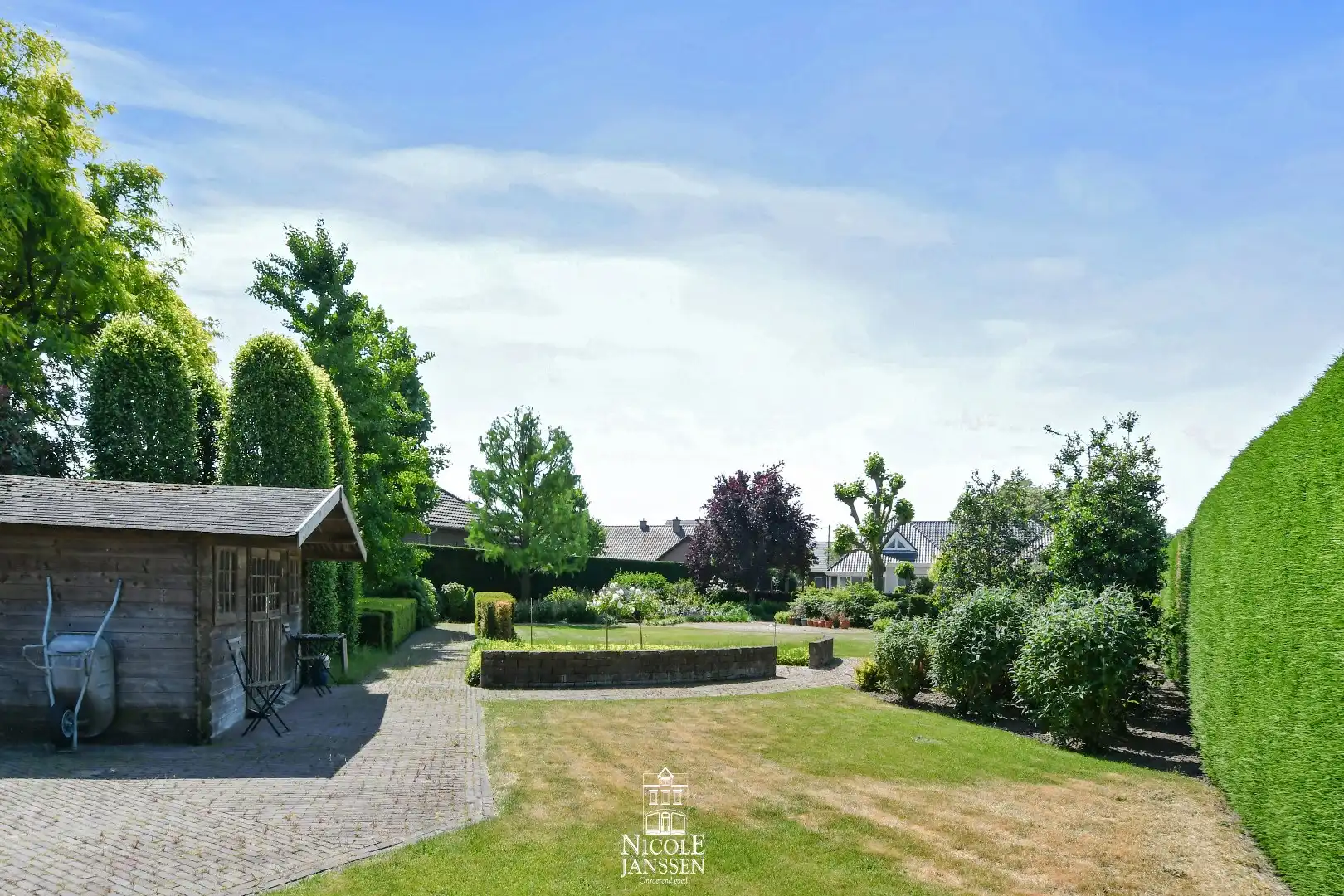 Stijlvolle villa met 4 slaapkamers, 2 badkamers en een prachtige tuin foto 39