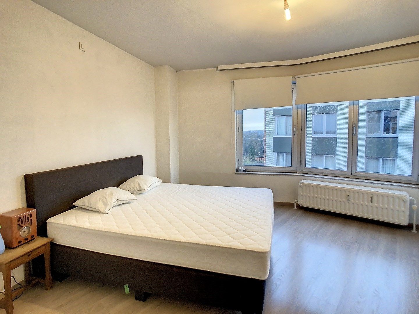 Gerenoveerd appartement met 2 slaapkamers, berging, balkon en kelder te Tongeren foto 5