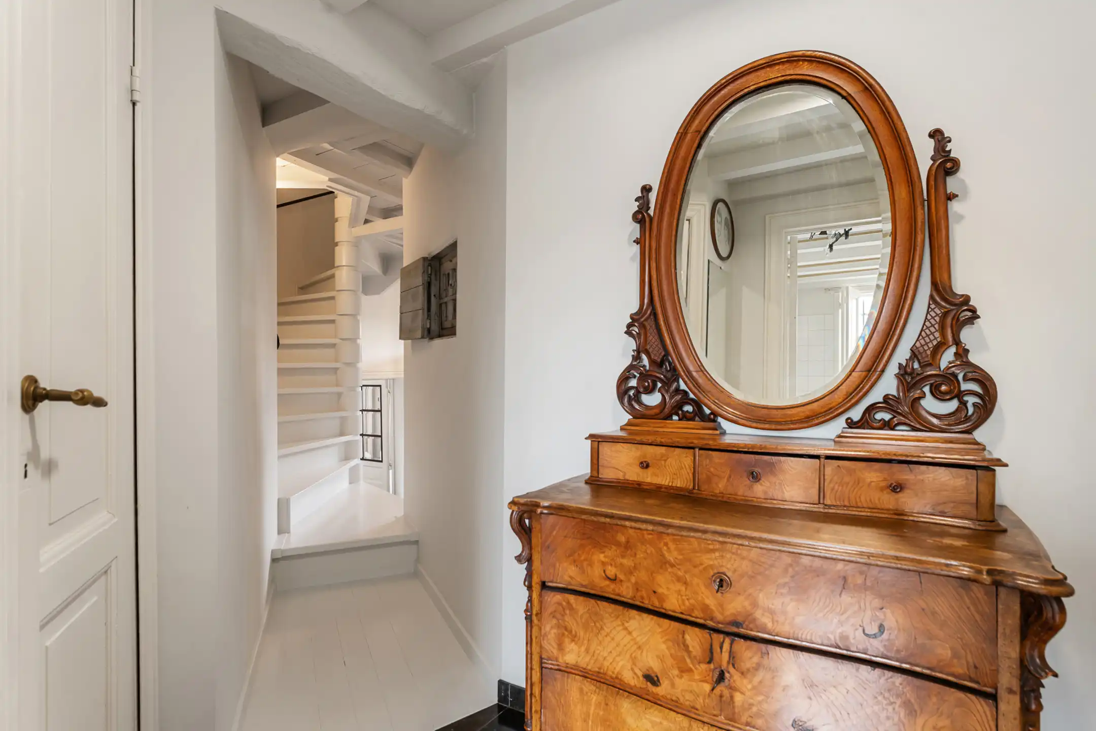 Historische herenhuis in het Begijnhof van Hoogstraten foto 17