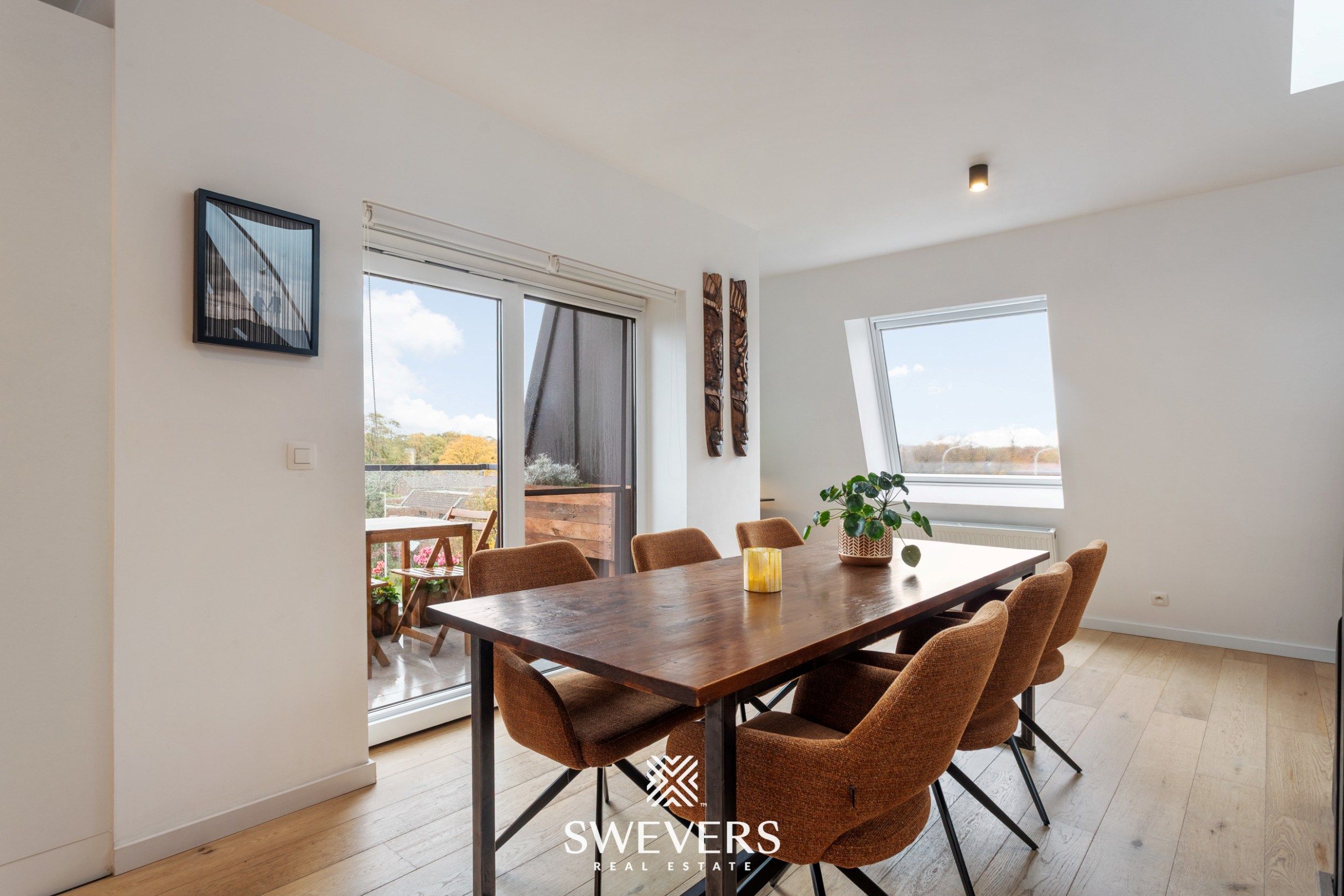 Ruim appartement (125m²) met 3 slpk in hartje Leopoldsburg foto 10