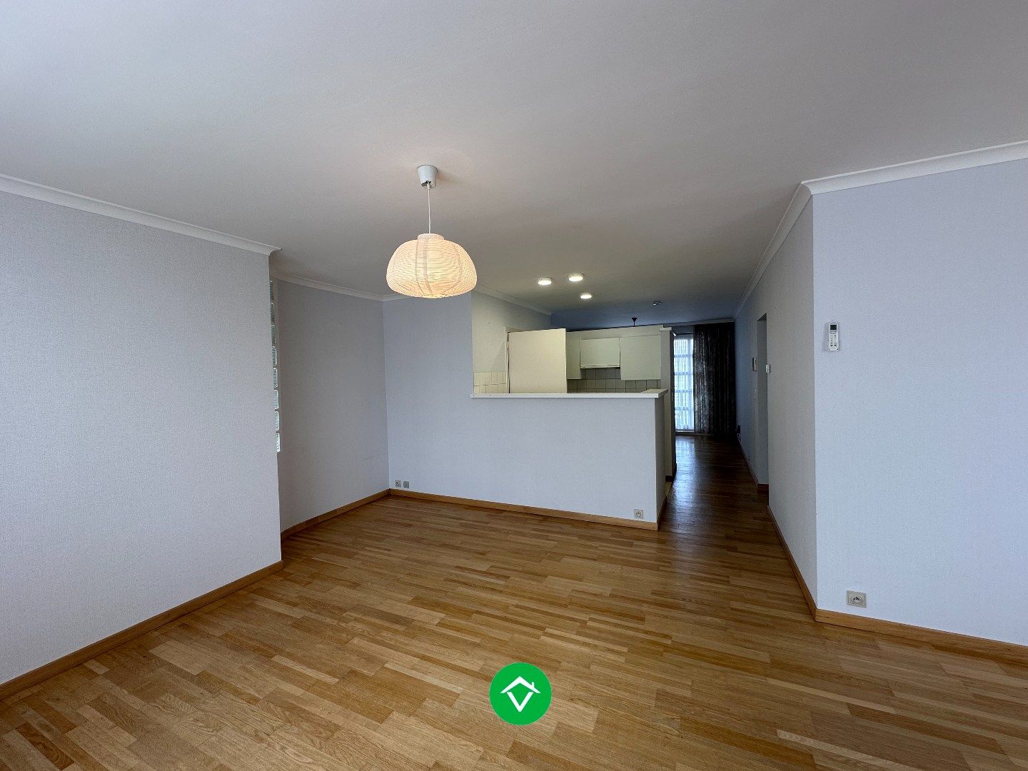 Gezellig 1-slaapkamer appartement met 2 terrassen in hartje Koekelare foto 12