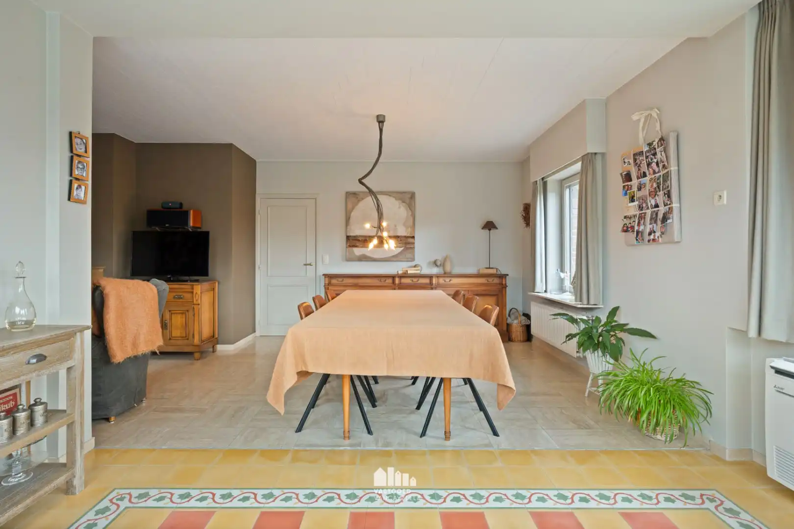 Instapklare villa met zonnige tuin op topligging in rustige wijk te Ieper foto 9