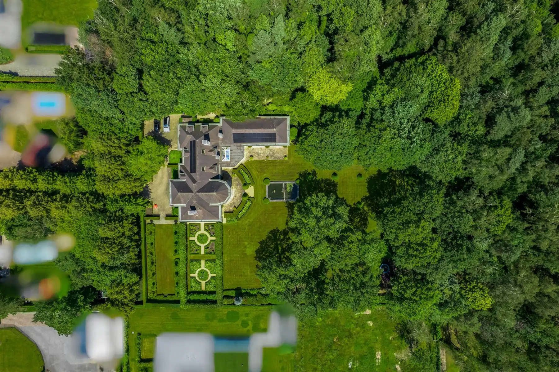 Ruime villa met binnenzwembad, EPC B en 5 slpk in Brasschaat foto 3