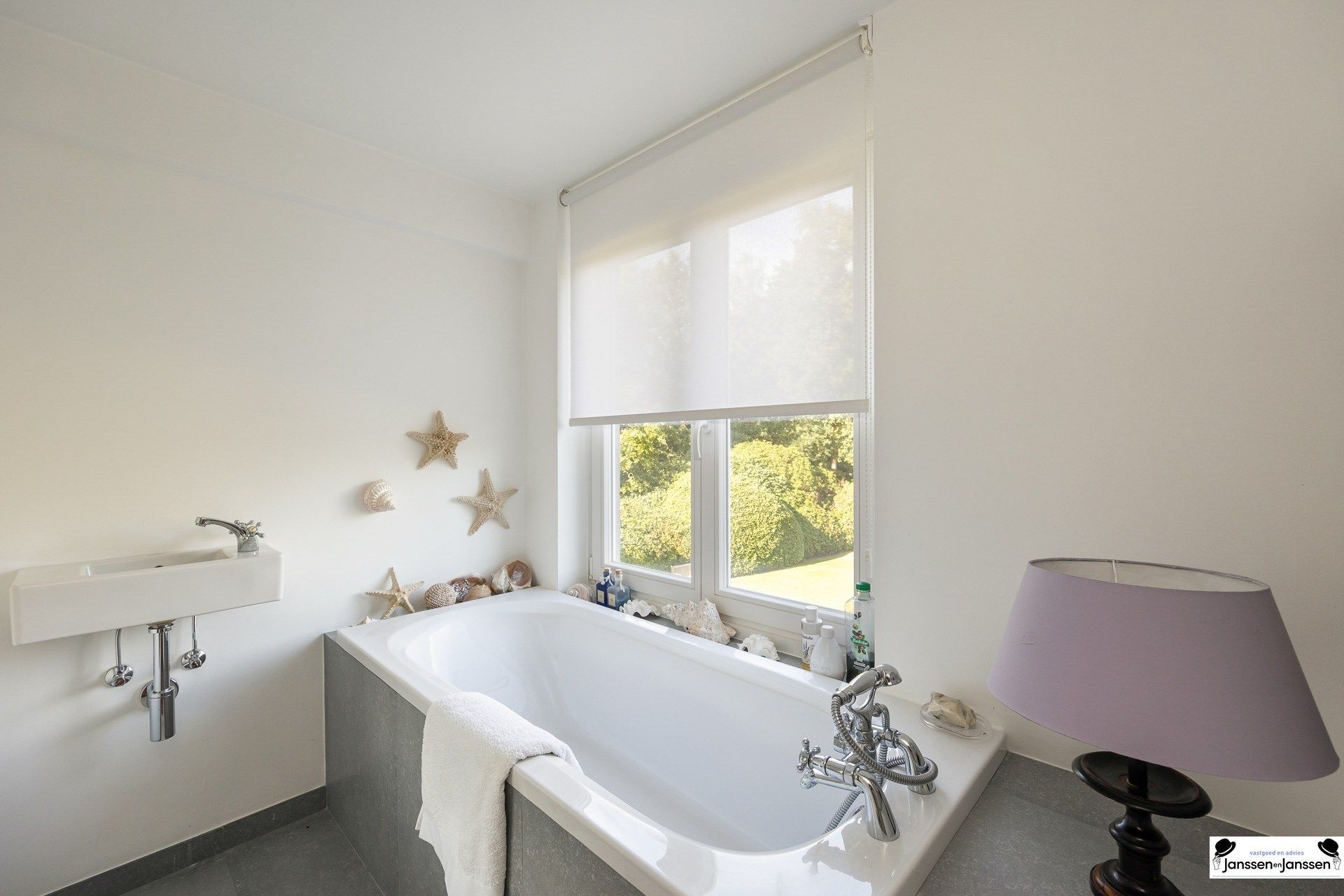 Tijdloze elegantie met moderne luxe foto 28