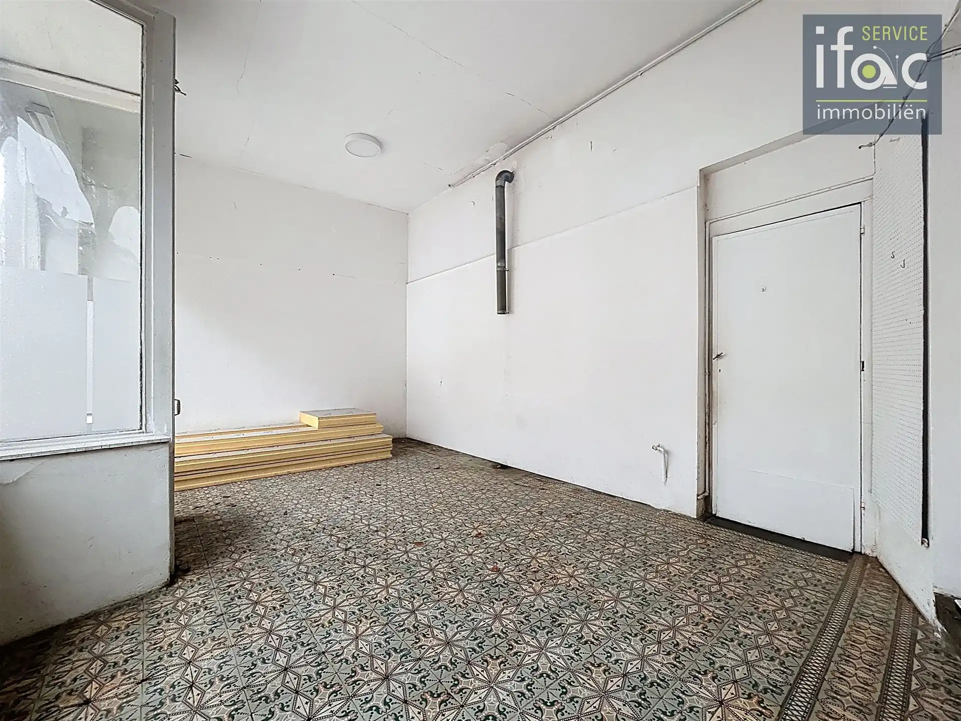 Handelspand met woonst op toplocatie in centrum Tervuren. foto 5