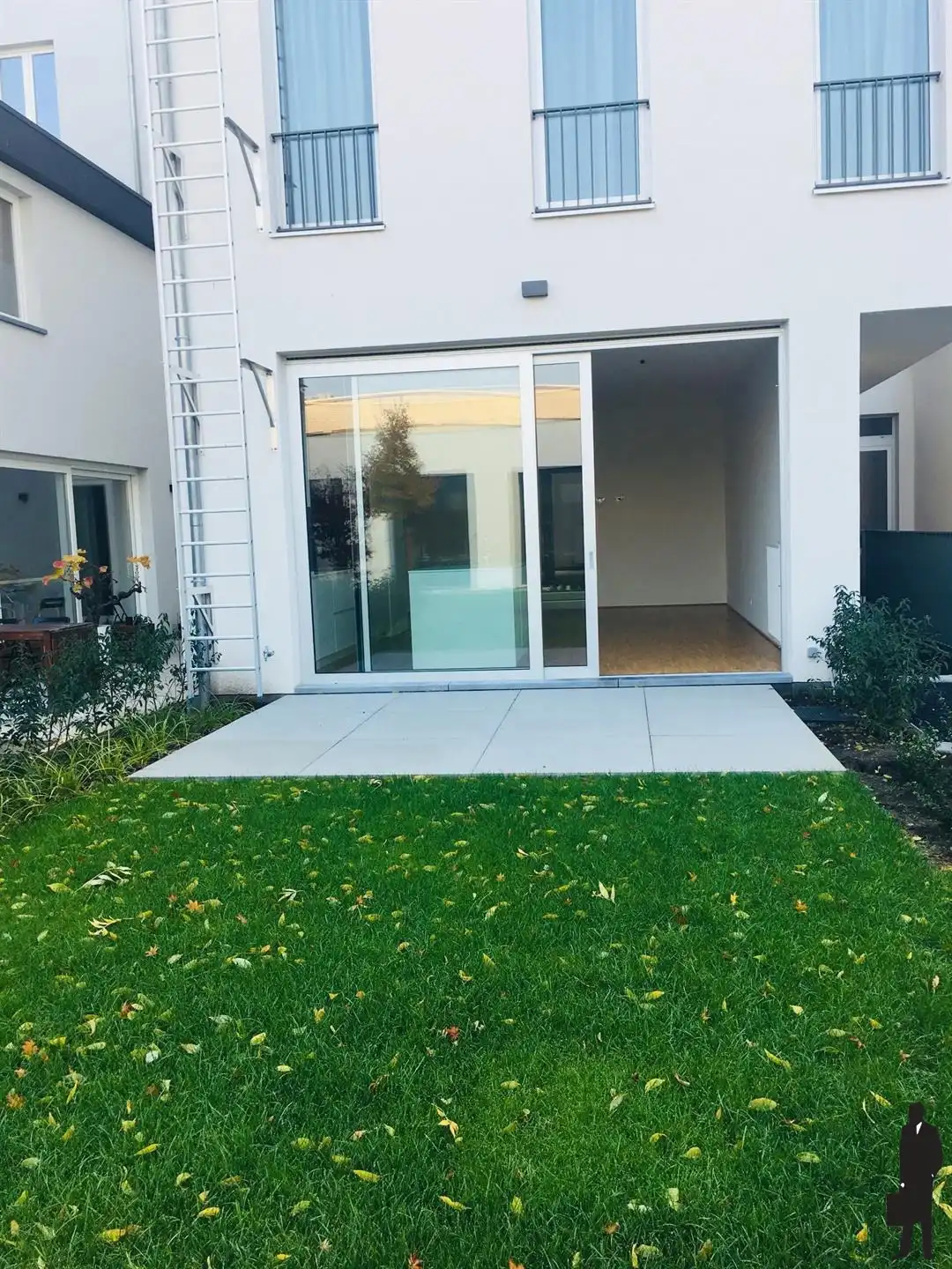 Gezellig gelijkvloers appartement met 2 slaapkamers en mooie tuin foto 7