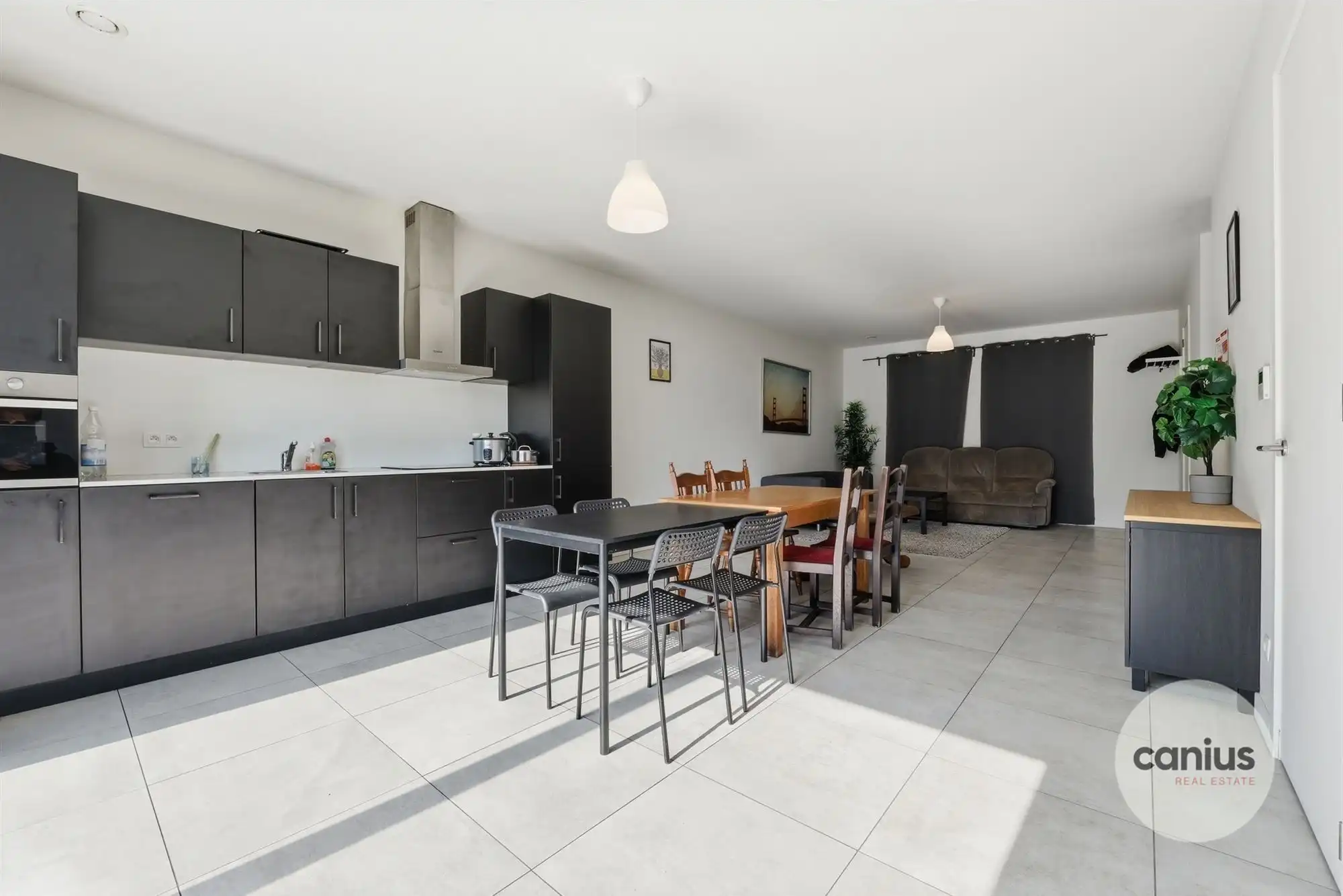 MODERNE WONING MET 3 SLKS & TUIN foto 6