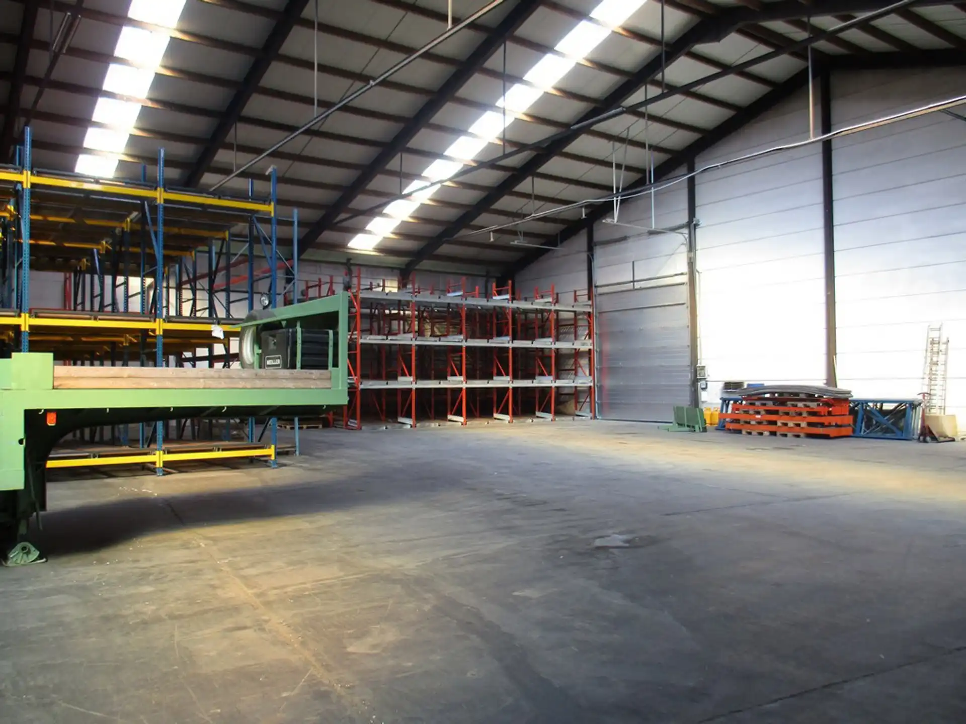 Magazijn 1.150m² nabij Kontich/Waarloos foto 9