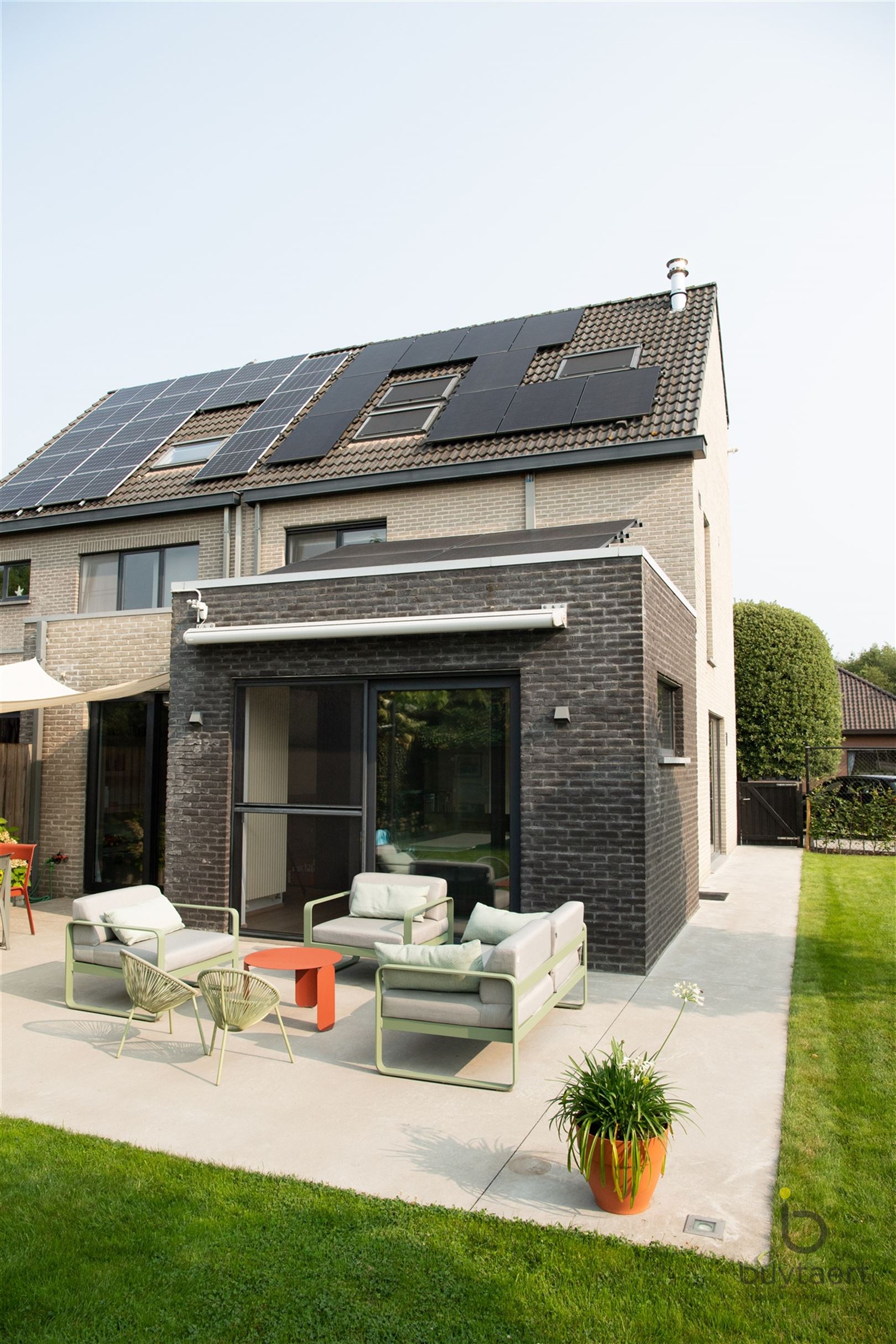  Moderne halfopen woning met karakter in rustige omgeving. foto 57