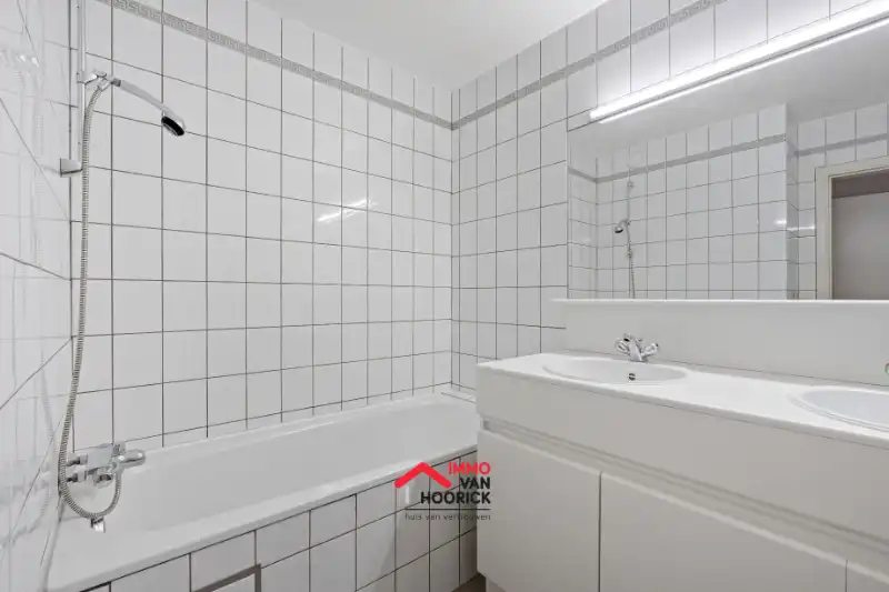 Mooi ruim instapklaar appartement 2 slaapkamers foto 12