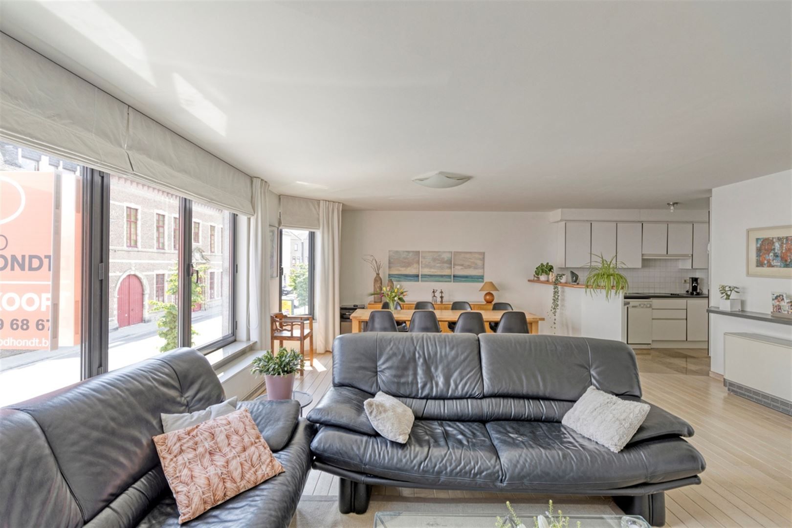 Gunstig gelegen appartement van ong 100 m2 met garage foto 6