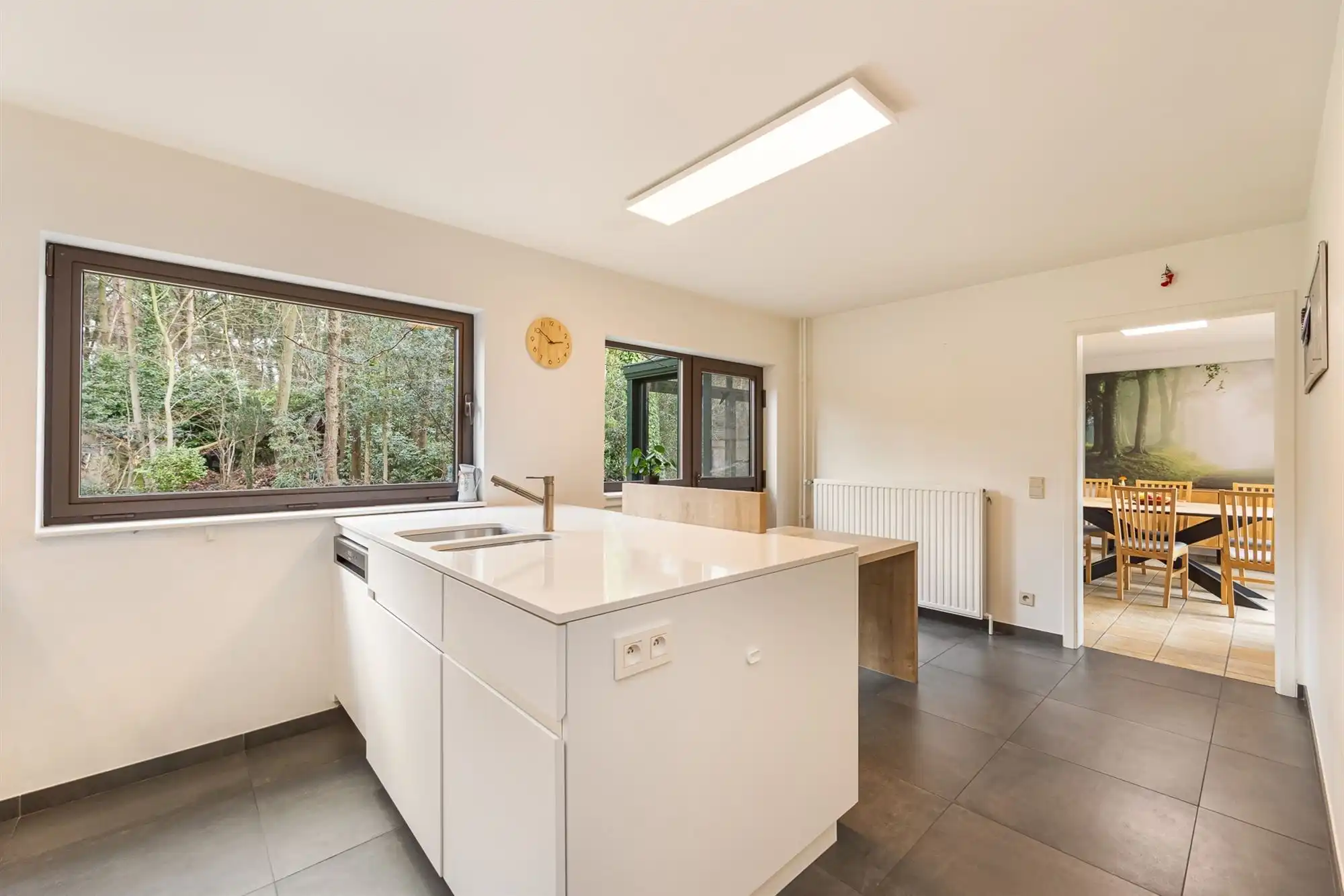 Instapklare open bebouwing met ruime tuin in een groene omgeving foto 9