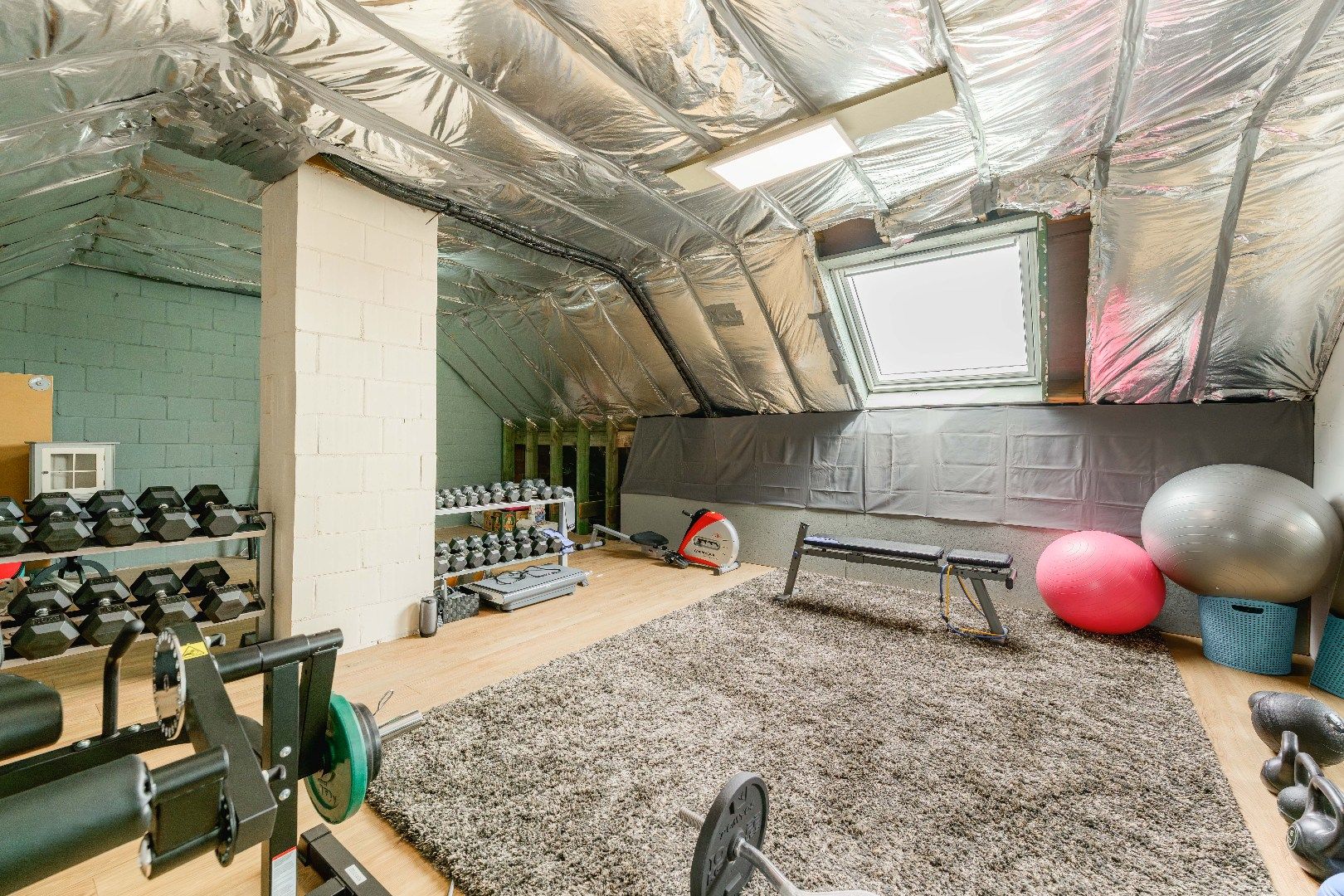 PERFECT ONDERHOUDEN &  ENERGIEZUINIGE WONING MET TUIN & GARAGE  foto 22