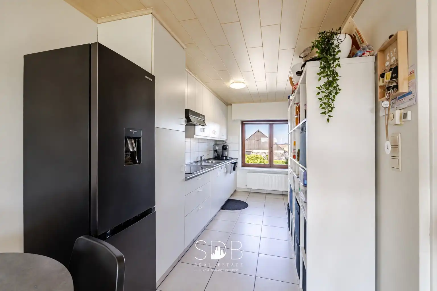 Hedendaagse woning met hippische accommodatie op 17.782m² foto 14