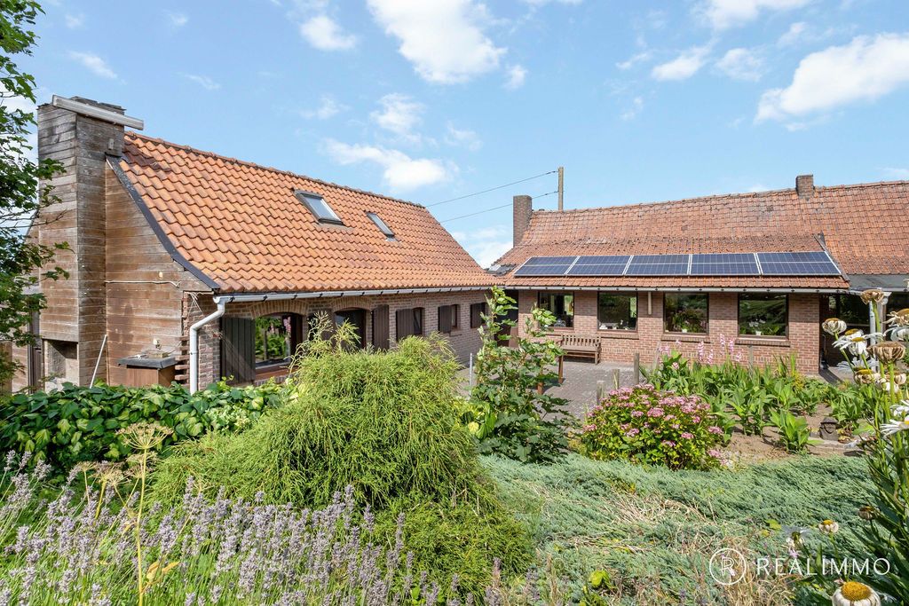 Uniek vastgoed met prachtige verzichten! foto 16