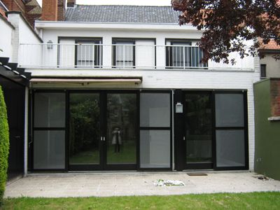 BURGERWONING + TUIN & GARAGE foto 2