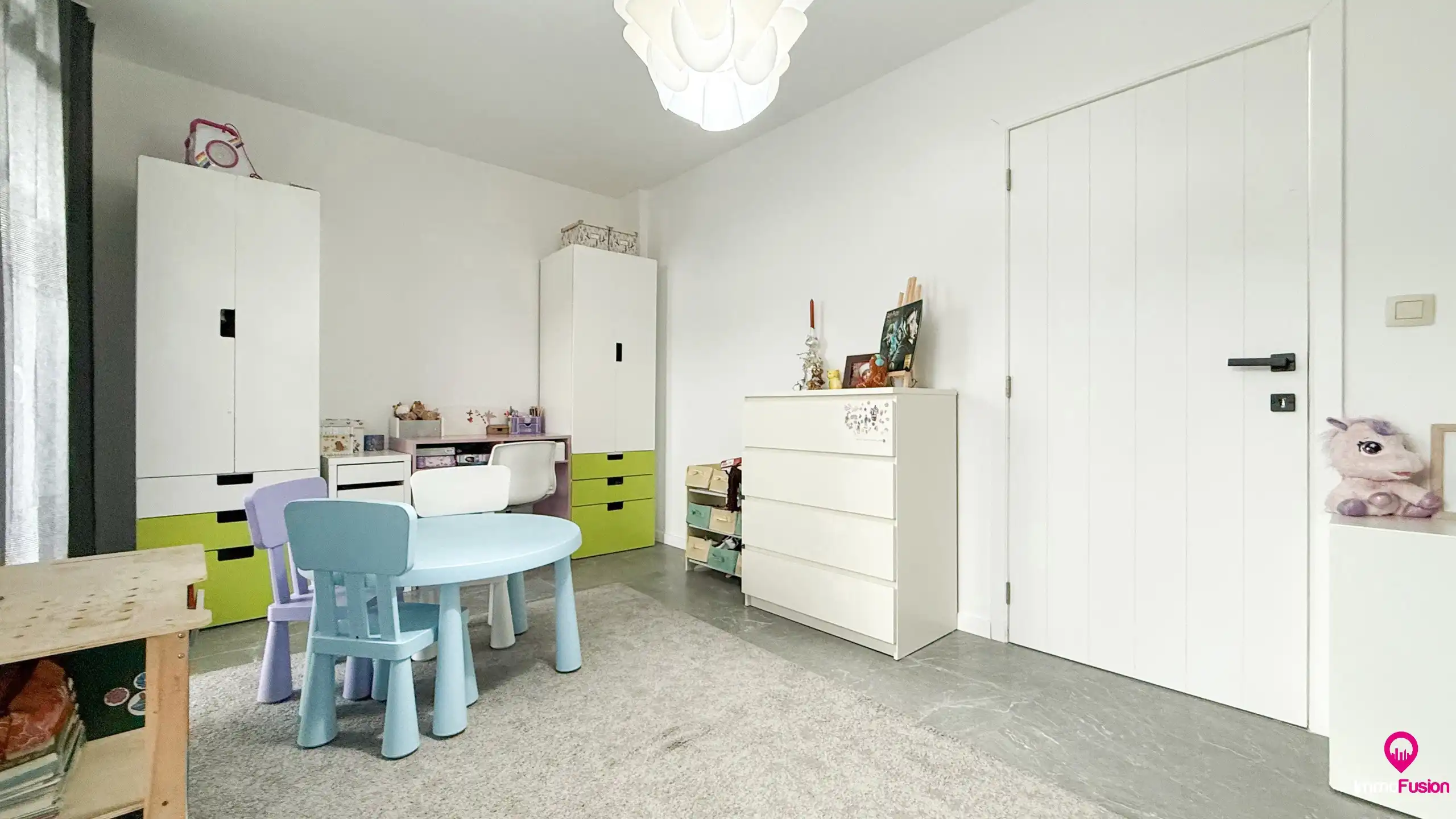 Gerenoveerde woning met 3 slaapkamers en ruime tuin! foto 19