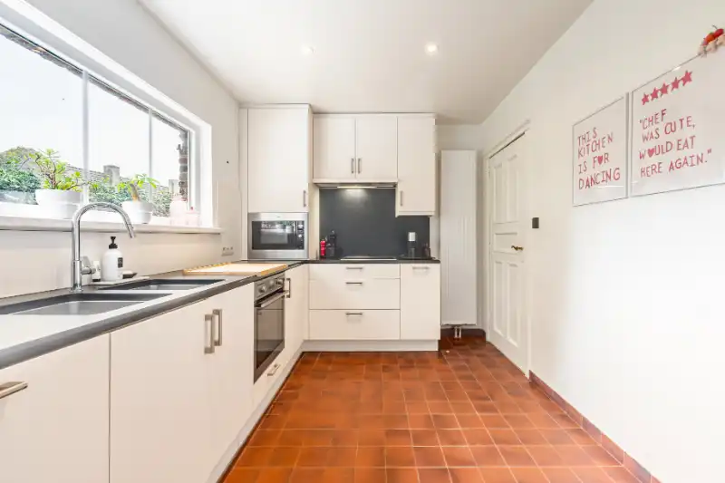 Opgeknapte karaktervolle instapklare woning OB - topligging! foto 9