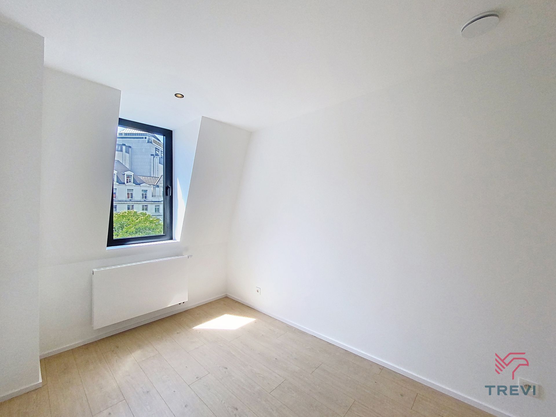 Appartement te huur foto 16
