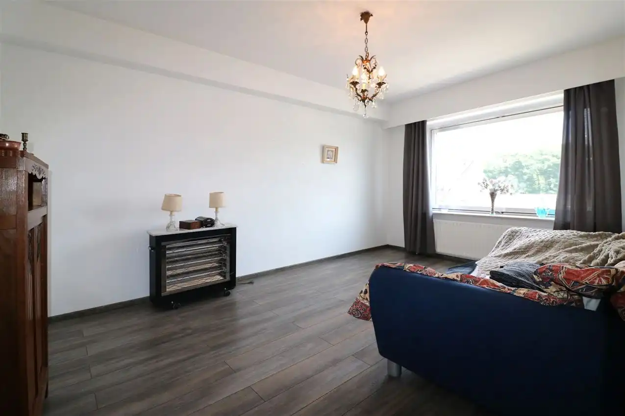 Ruime living, twee grote slpk., zuidterras, in centrum  foto 16