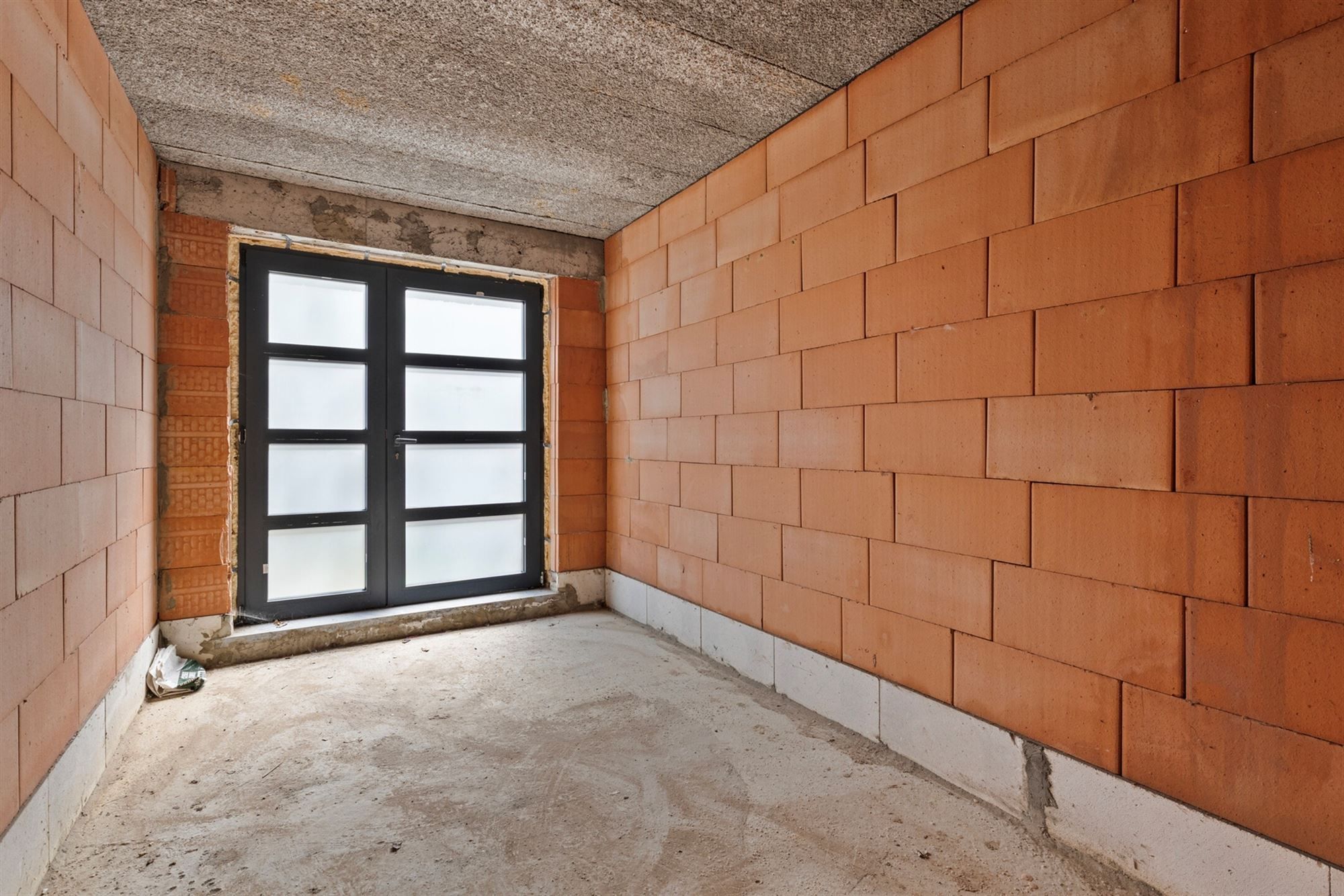 Casco gezinswoning met tuin op toplocatie in Kapellen foto 4