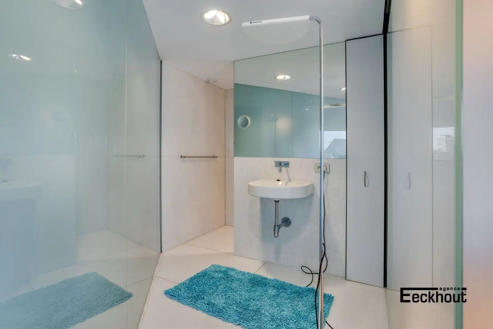 Stijlvol design appartement met open zicht/investeringspand met levenslange huur. foto 10