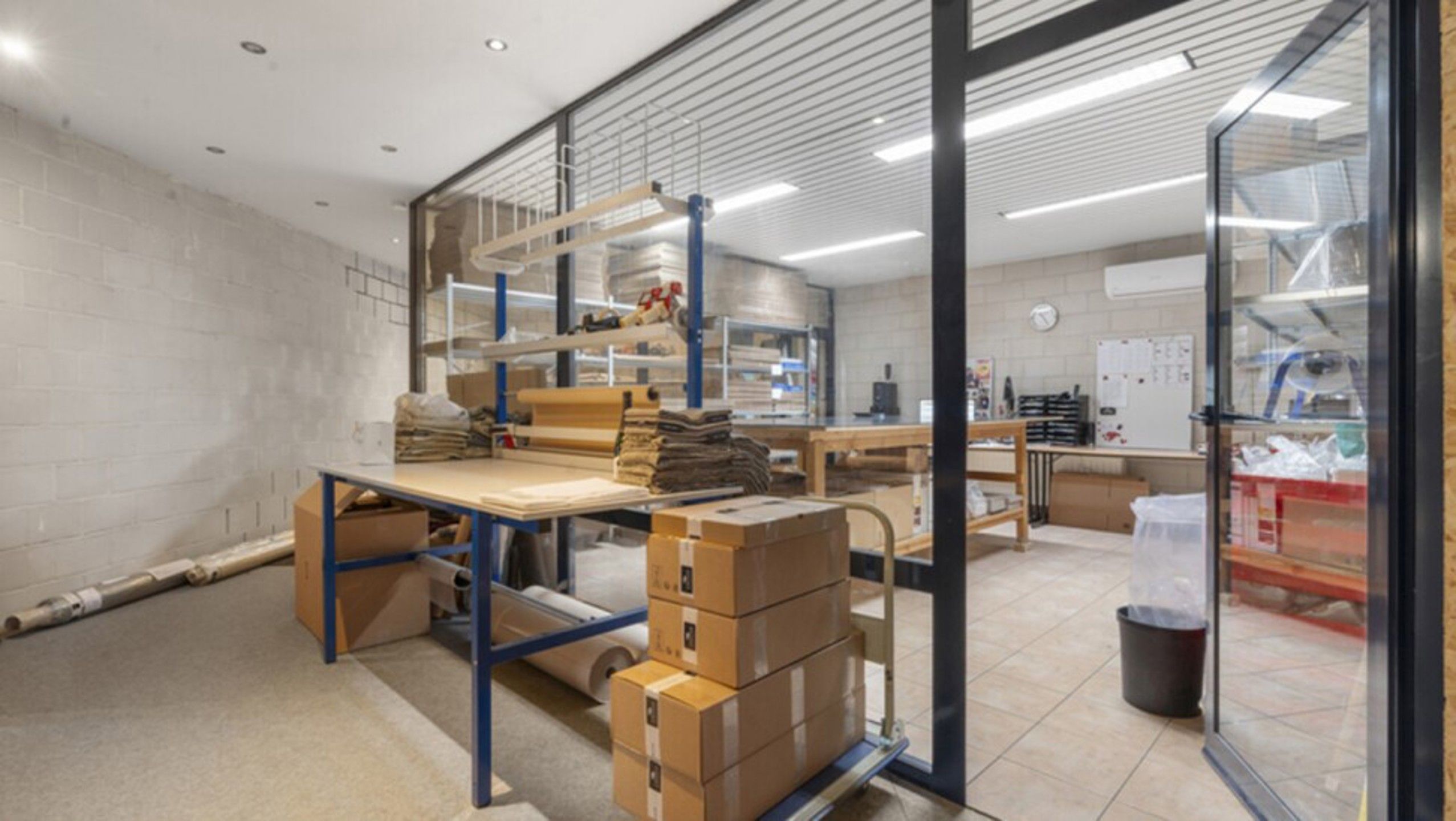 Multifunctioneel bedrijfsgebouw te koop foto 10