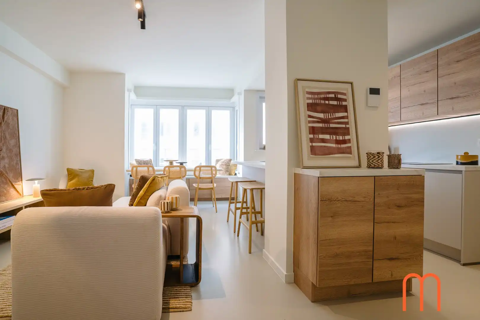 Volledig vernieuwd appartement te koop in Oostende met zijdelings zeezicht in Residentie Les Dauphins foto 5