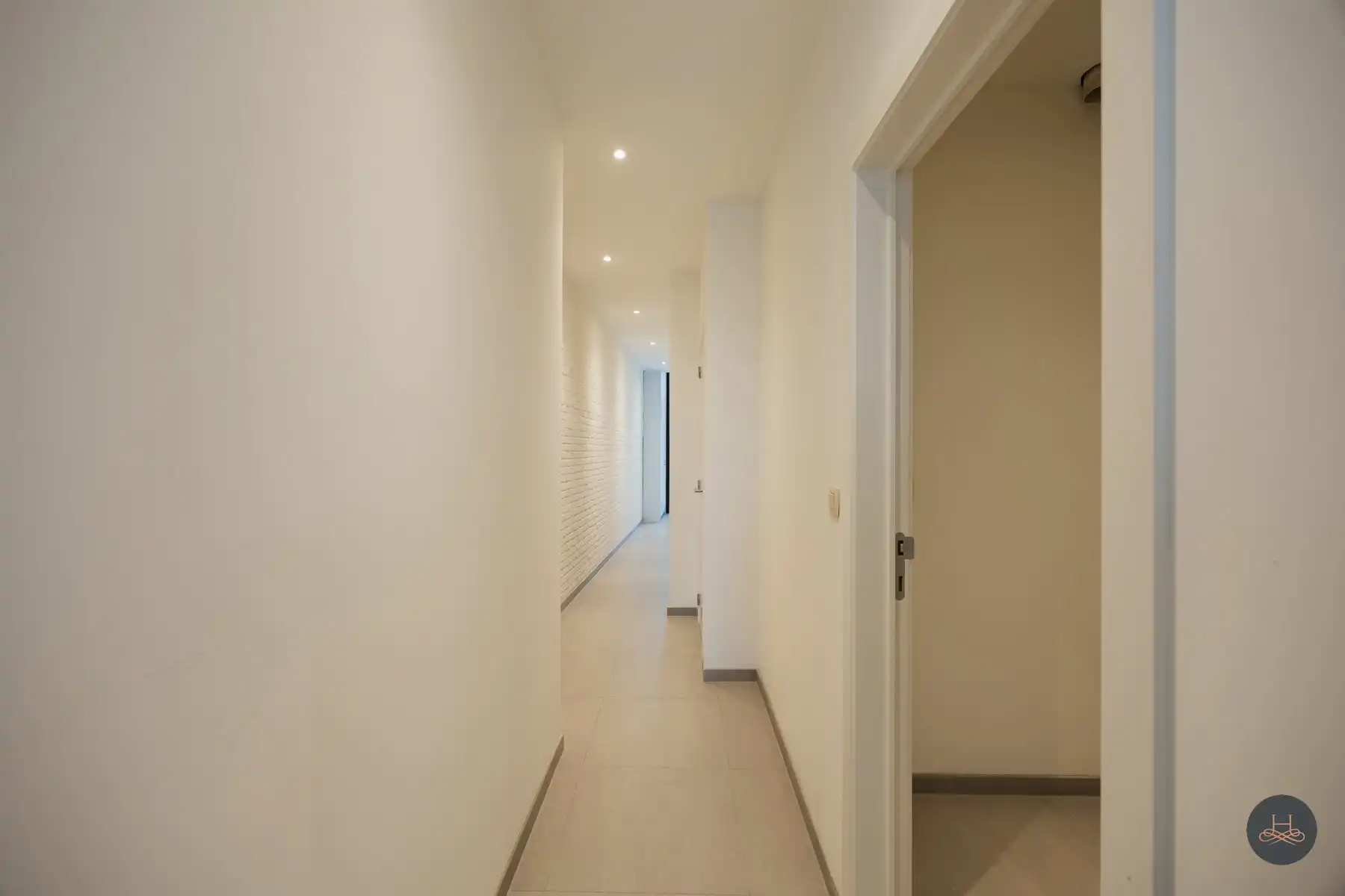 Gerenoveerd en zeer energiezuinig appartement met tof terras foto 15