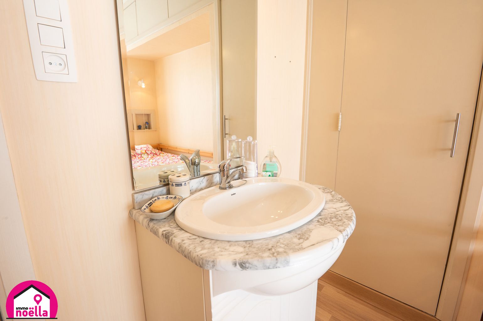 TE KOOP RUIM APPARTEMENT MET 2 SLAAPKAMERS TE WESTENDE foto 23